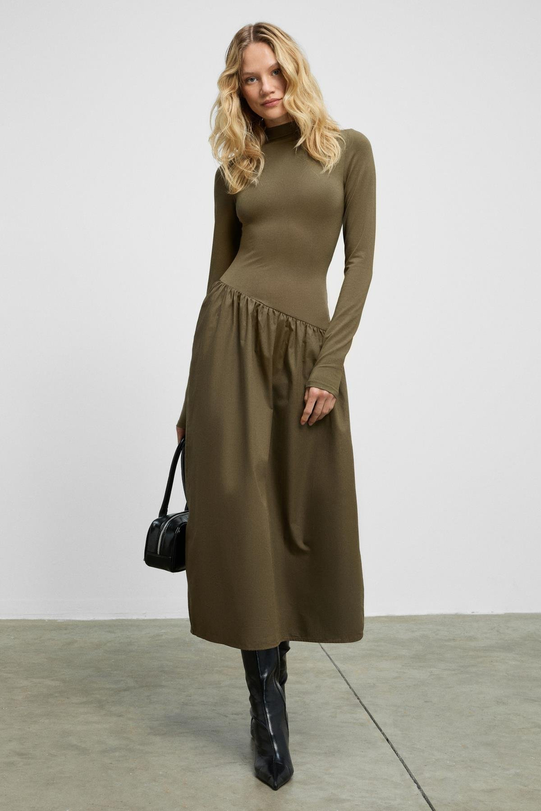 PANTI Kadın Üstü Ribana Eteği Poplin Vücuda Oturan Haki Elbise