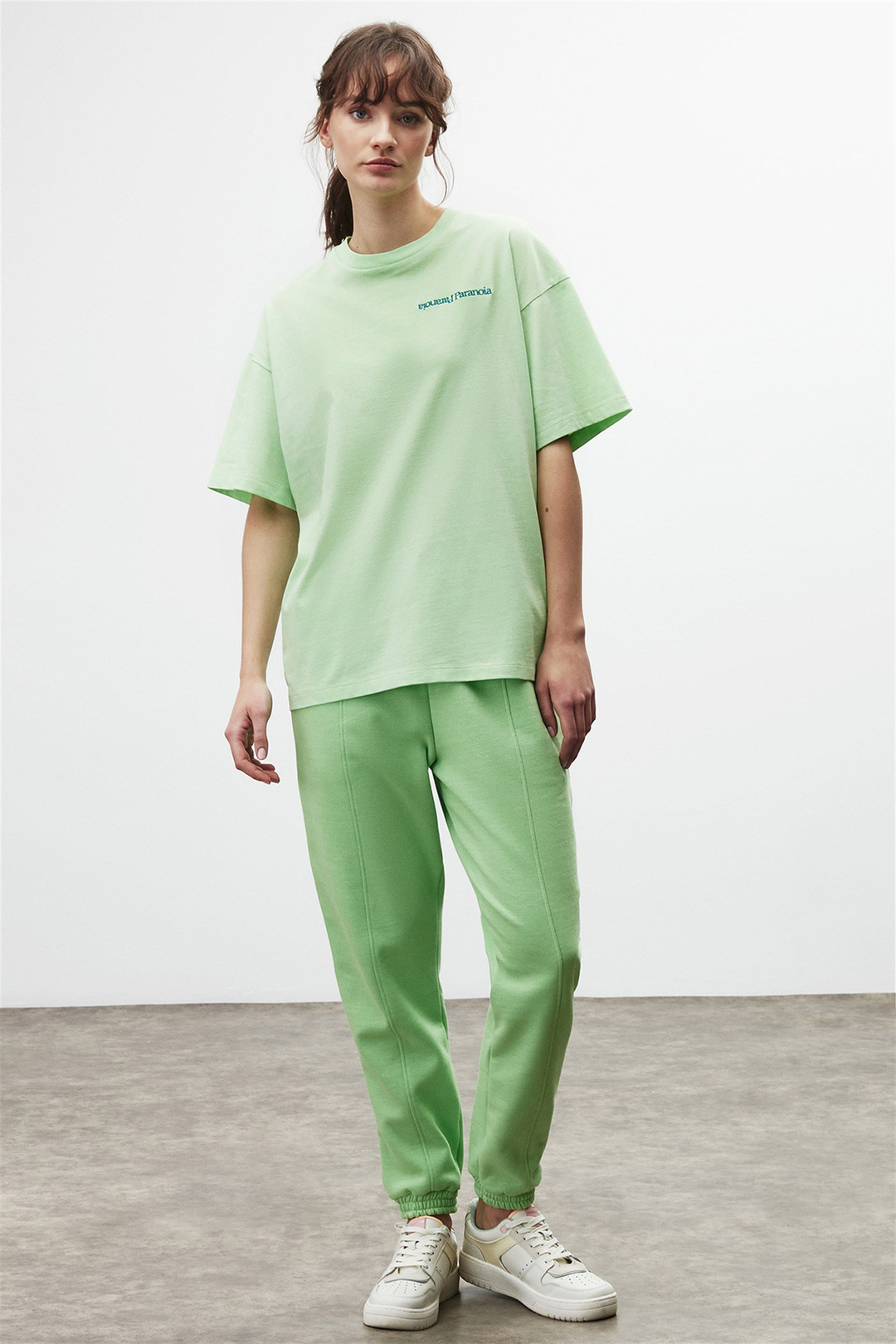 PARANOIA Kadın Yeşil Nakışlı-İşlemeli Yuvarlak Yaka Oversize T-Shirt