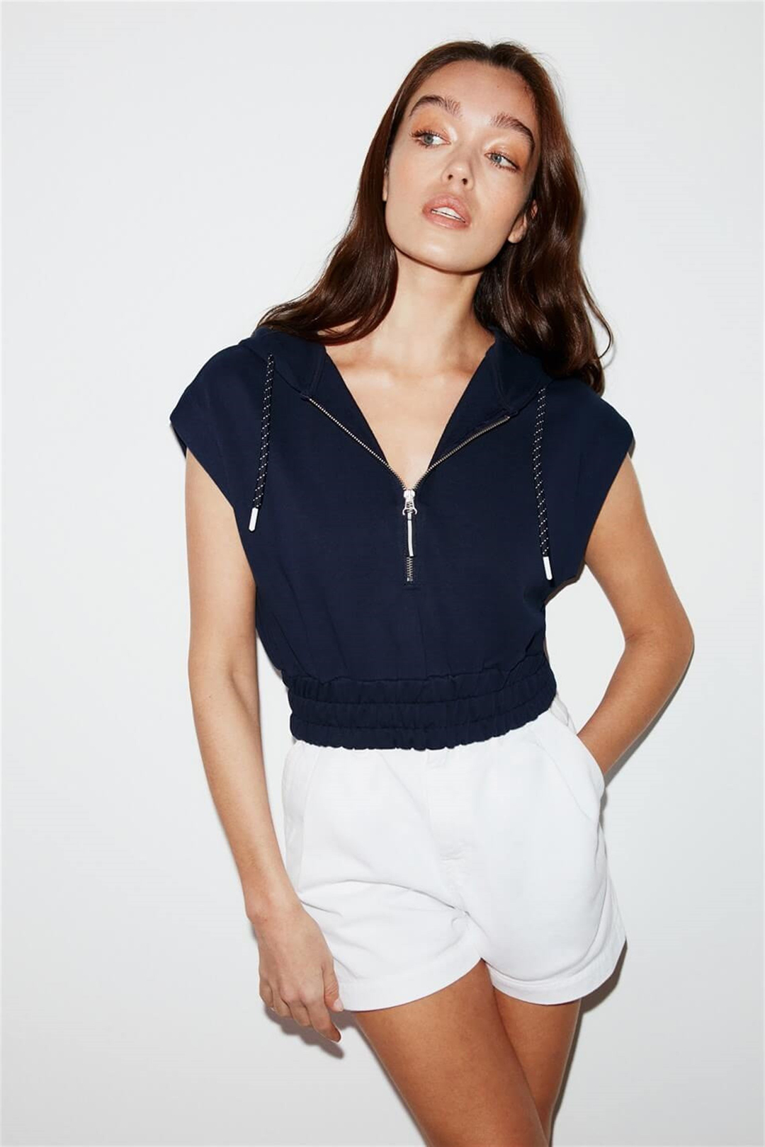 PORTUGAL Kadın Lacivert Düz Renk Kapüşonlu Crop Fit Sweatshirt