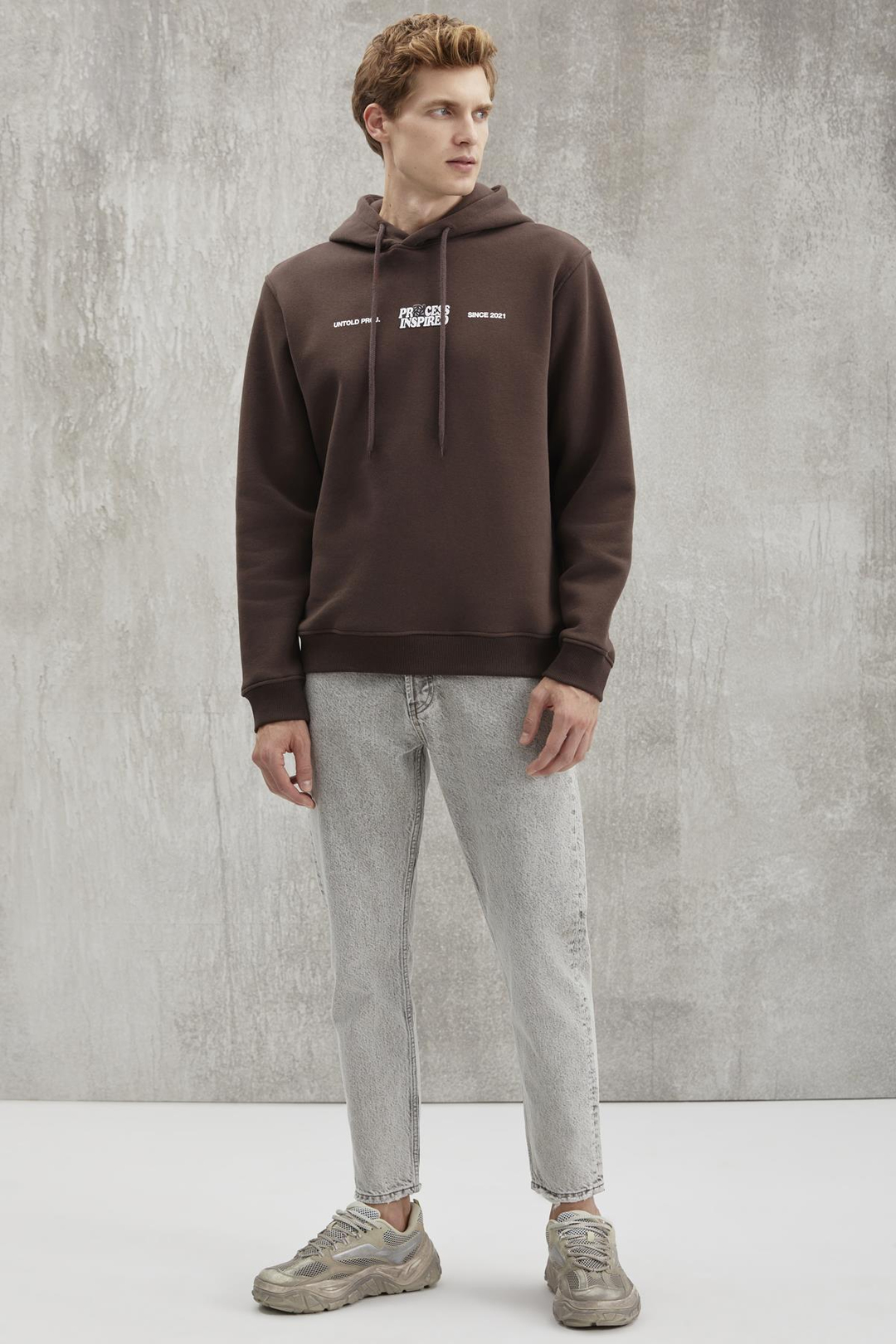 REINHOLD Erkek Kapüşonlu İçi Polarlı Baskılı Acı Kahve Sweatshirt