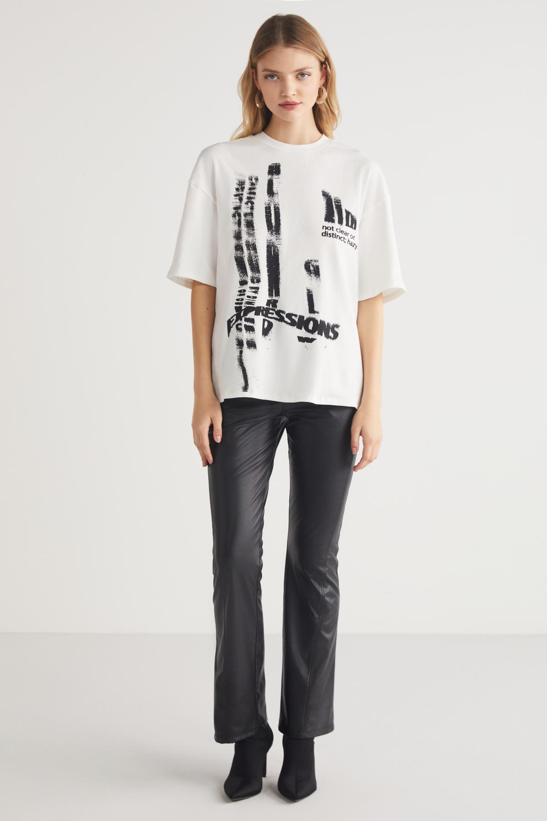 RUSIA  Regular Beyaz Tekli T-Shirt