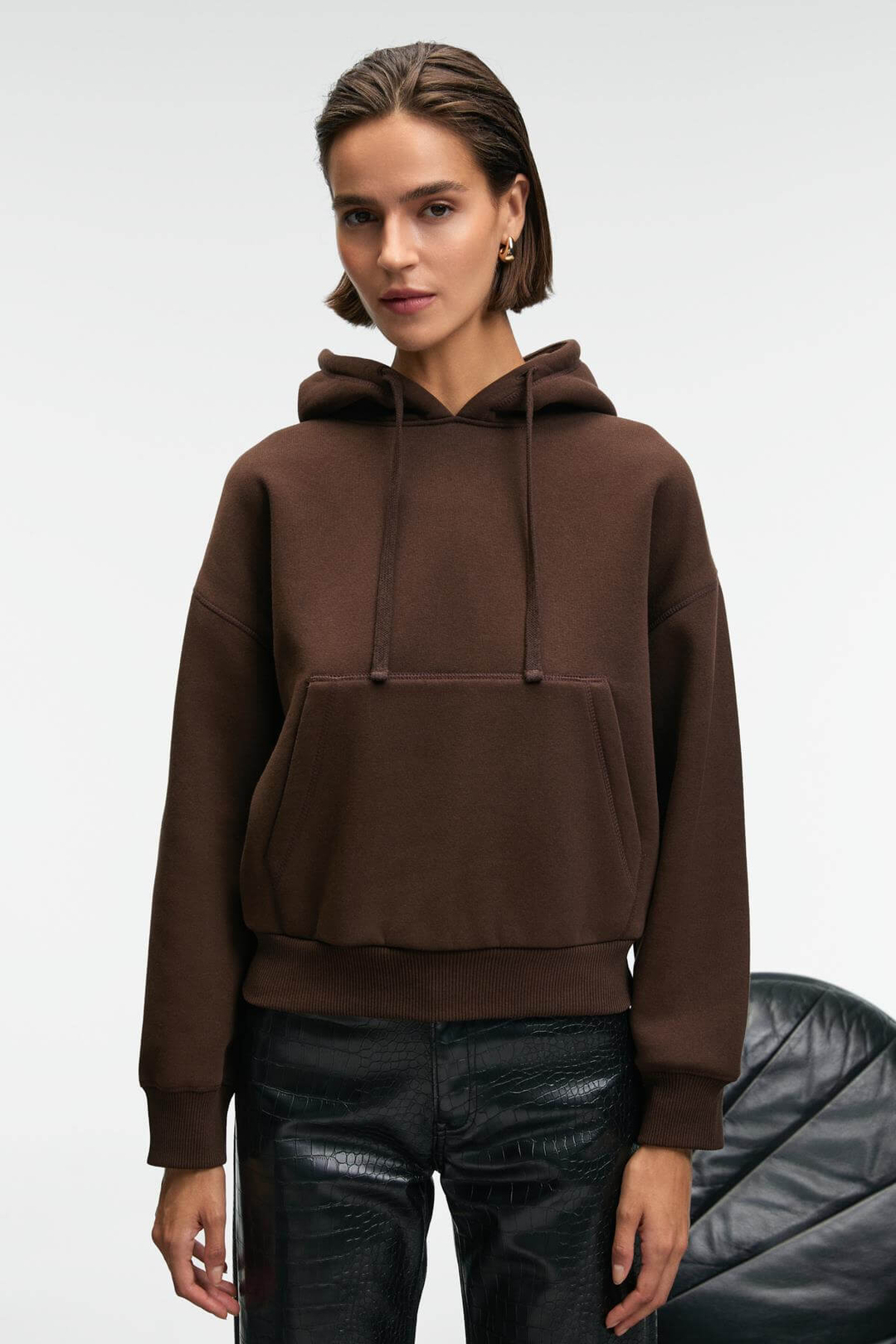 SELENE Kadın Kapüşonlu Kangru Cepli Regular Fit Kahverengi Sweatshirt