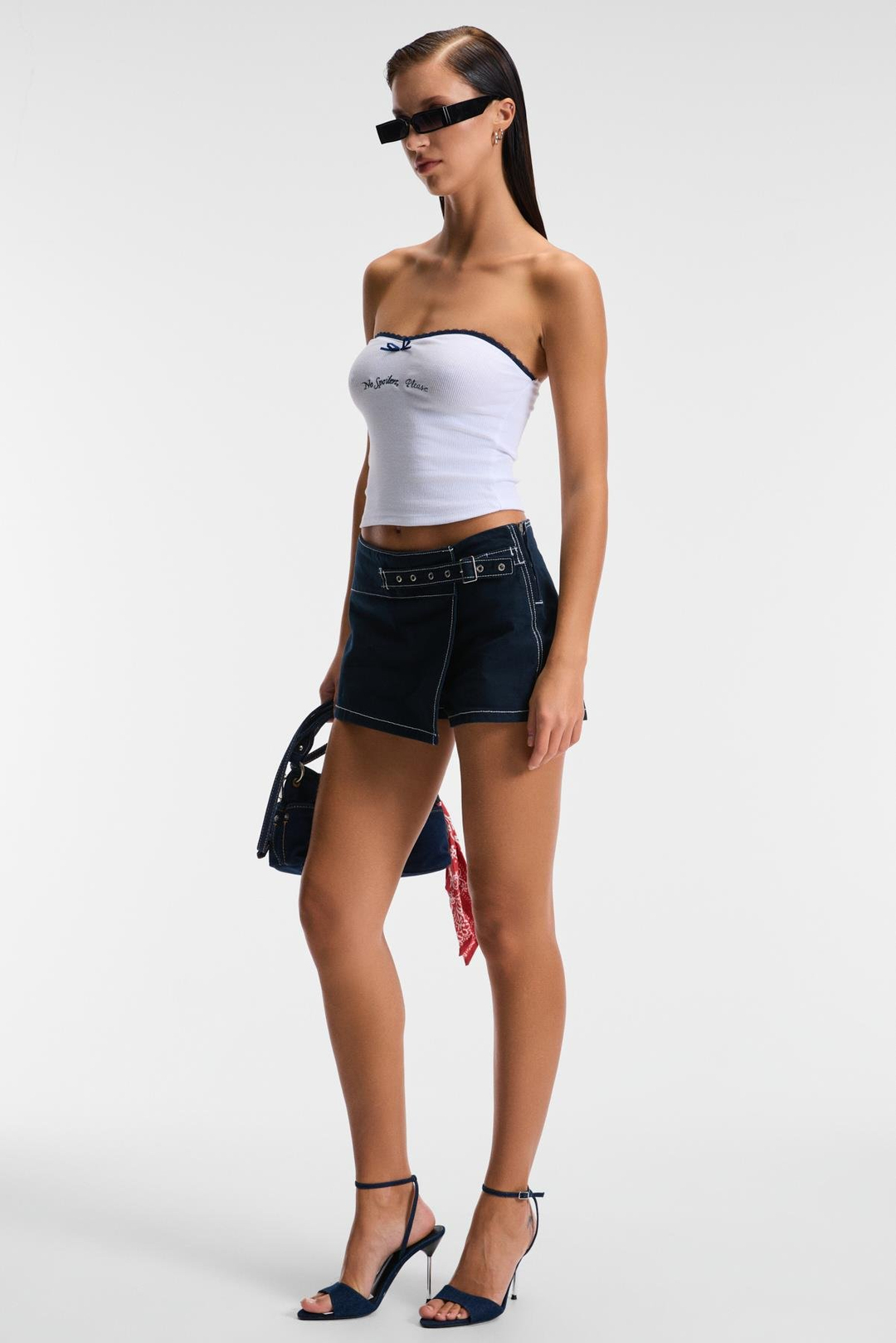 SELYA Kadın Esnek Ribana Kumaşlı Dantelli̇ Nakışlı Beyaz Bluz