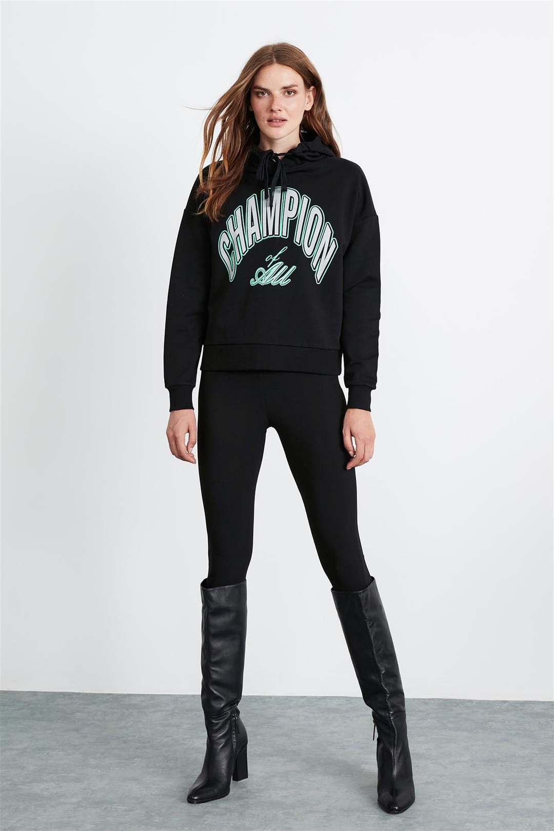 SERENITY Kadın Siyah Baskılı Kapüşonlu Oversize Sweatshirt