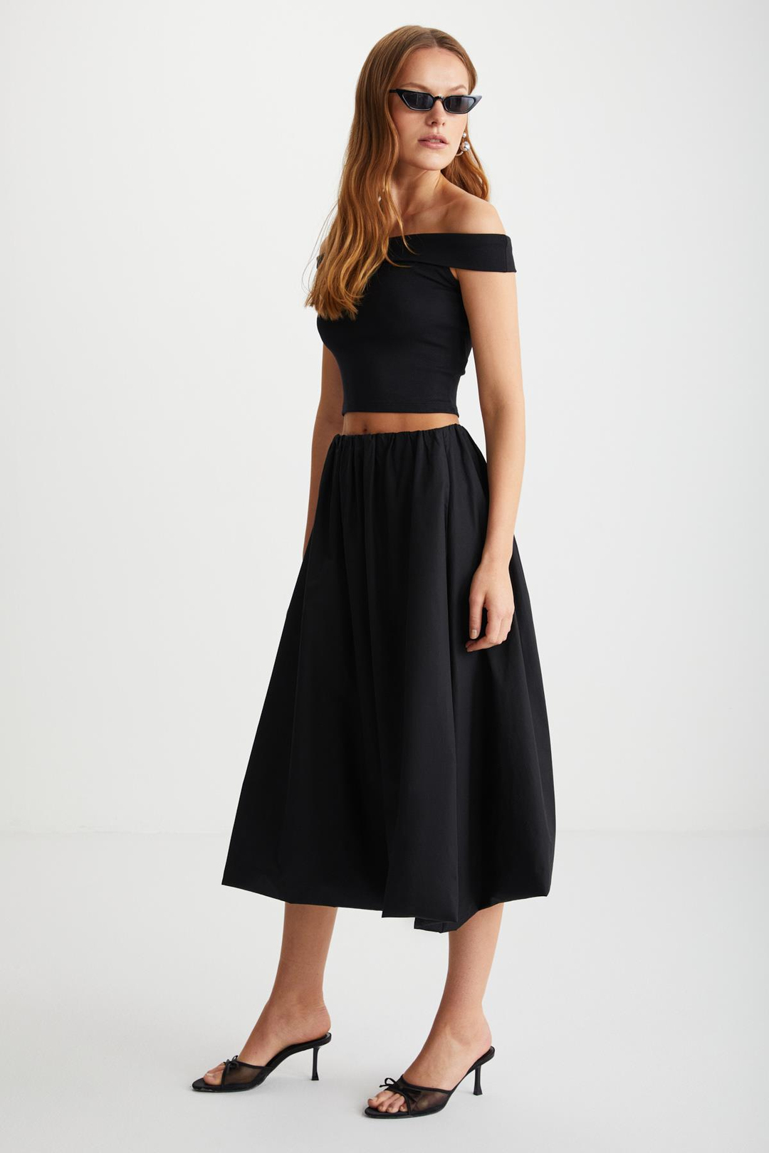 SHANN  Crop Fit Siyah Tekli Bluz