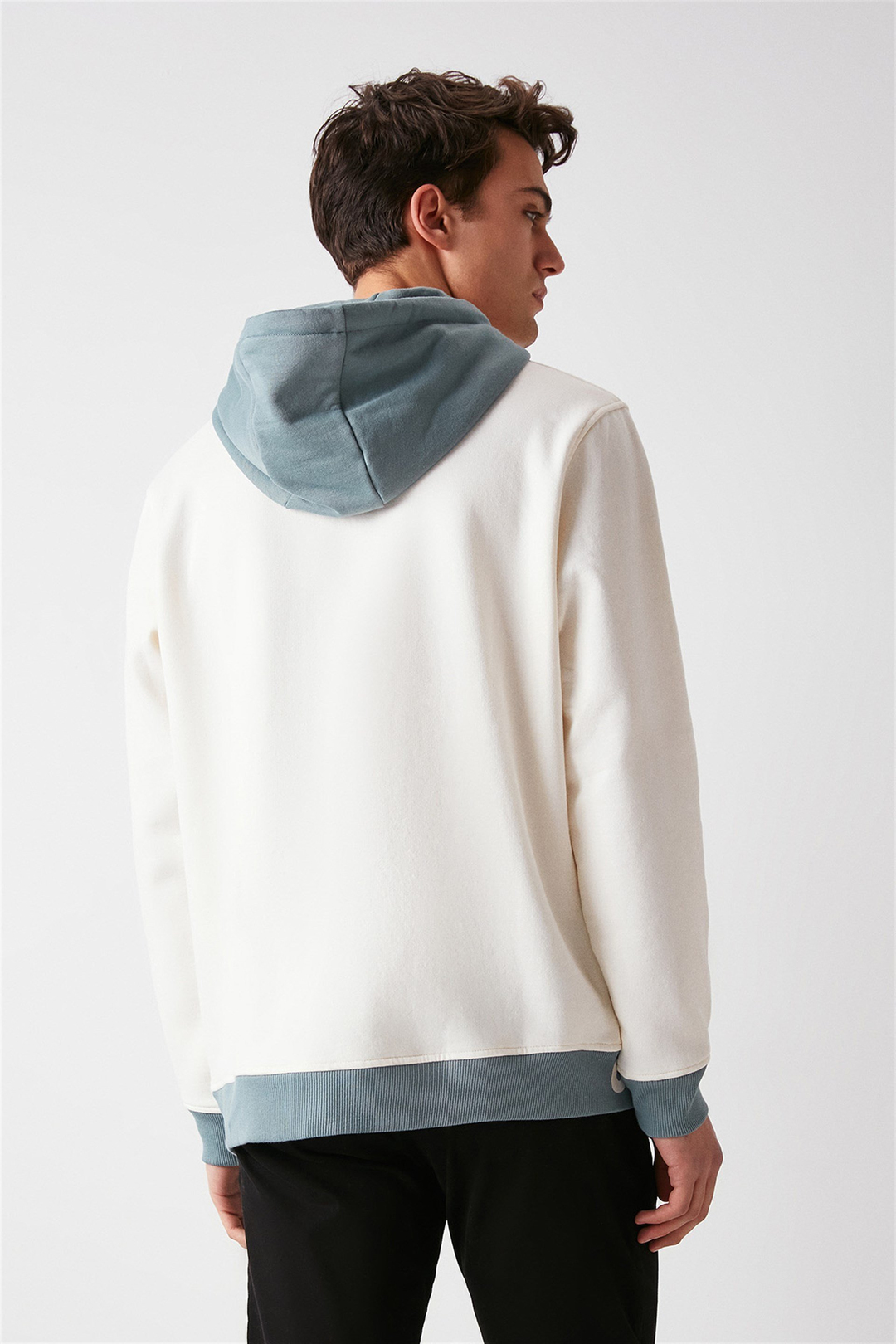 SIGHT Erkek Ekru Renk Bloklu Kapüşonlu Comfort Fit Sweatshirt