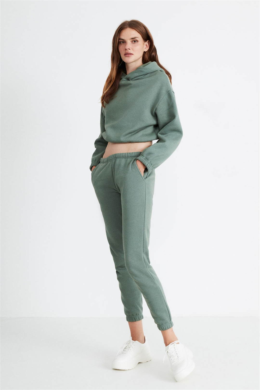 SOFIA Kadın Yeşil Düz Renk Kapüşonlu Comfort Fit Eşofman Takımı