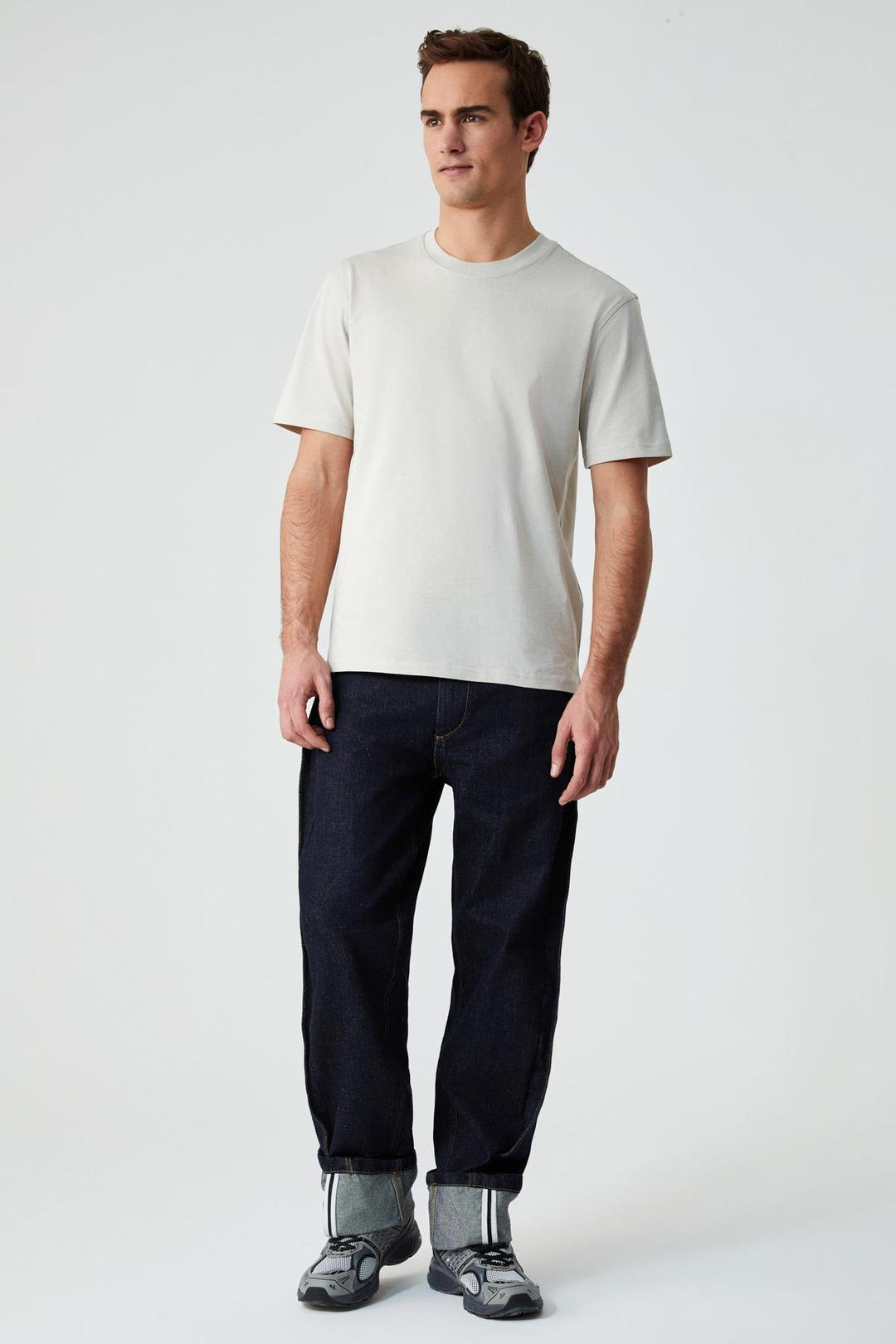 Solo Erkek %100 Organik Pamuklu Kalın Dokulu Comfort Fit Bisiklet Yakalı Açık Bej T-Shirt