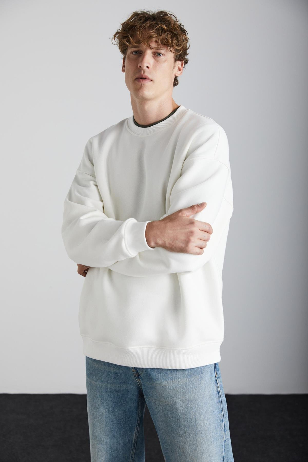 Stephan Erkek Yumuşacık Kumaşlı organik Pamuklu Oversize Fit Yuvarlak Yakalı Ekru Sweatshirt