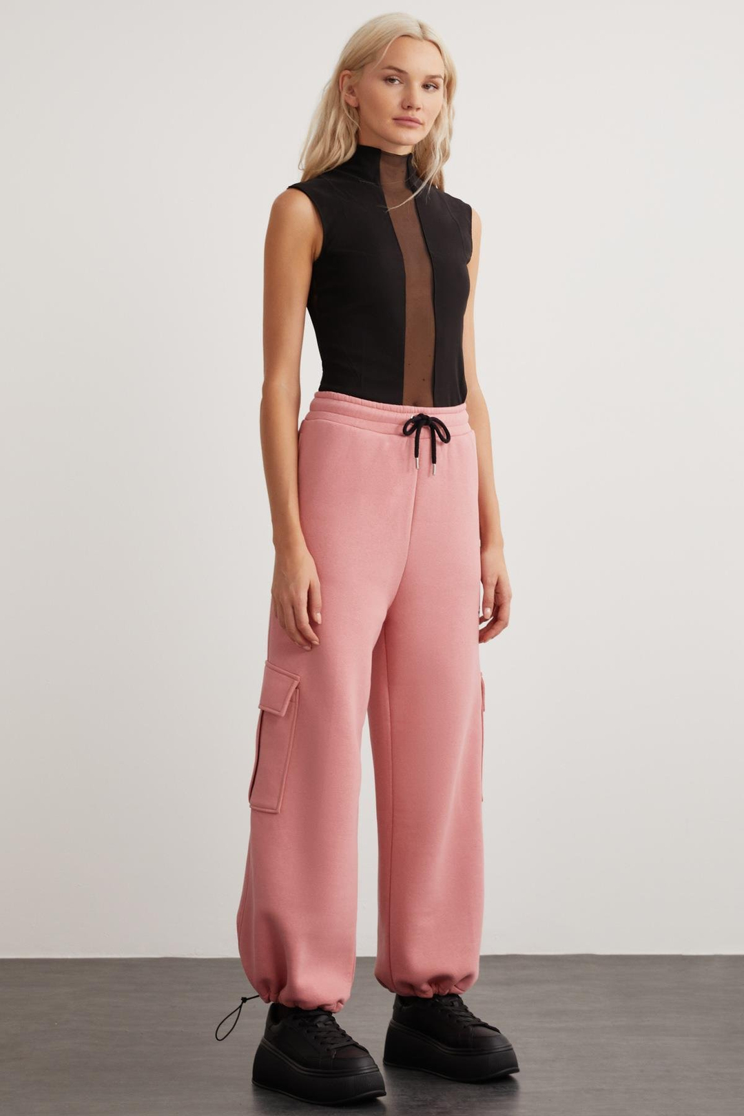 TEGAN  Relaxed Pembe Tekli Eşofman Altı