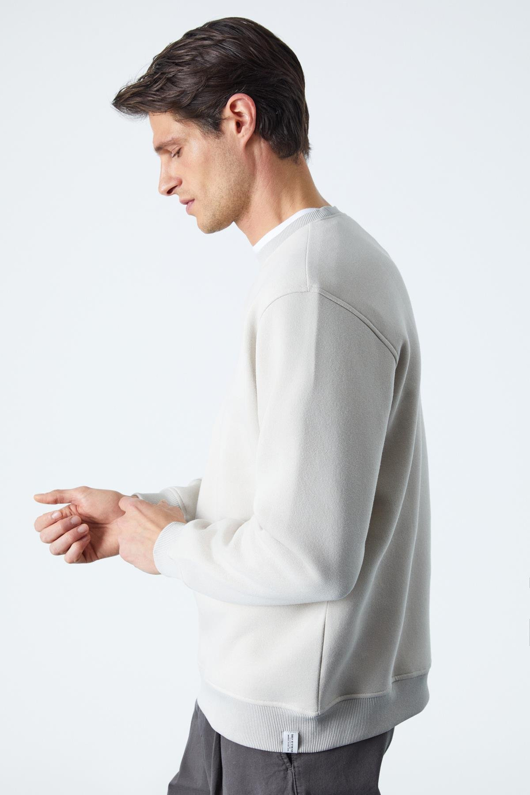 TRAVIS Erkek Organik Kumaşlı Yumuşacık Regular Fit Yuvarlak Yakalı Ekru Sweatshirt