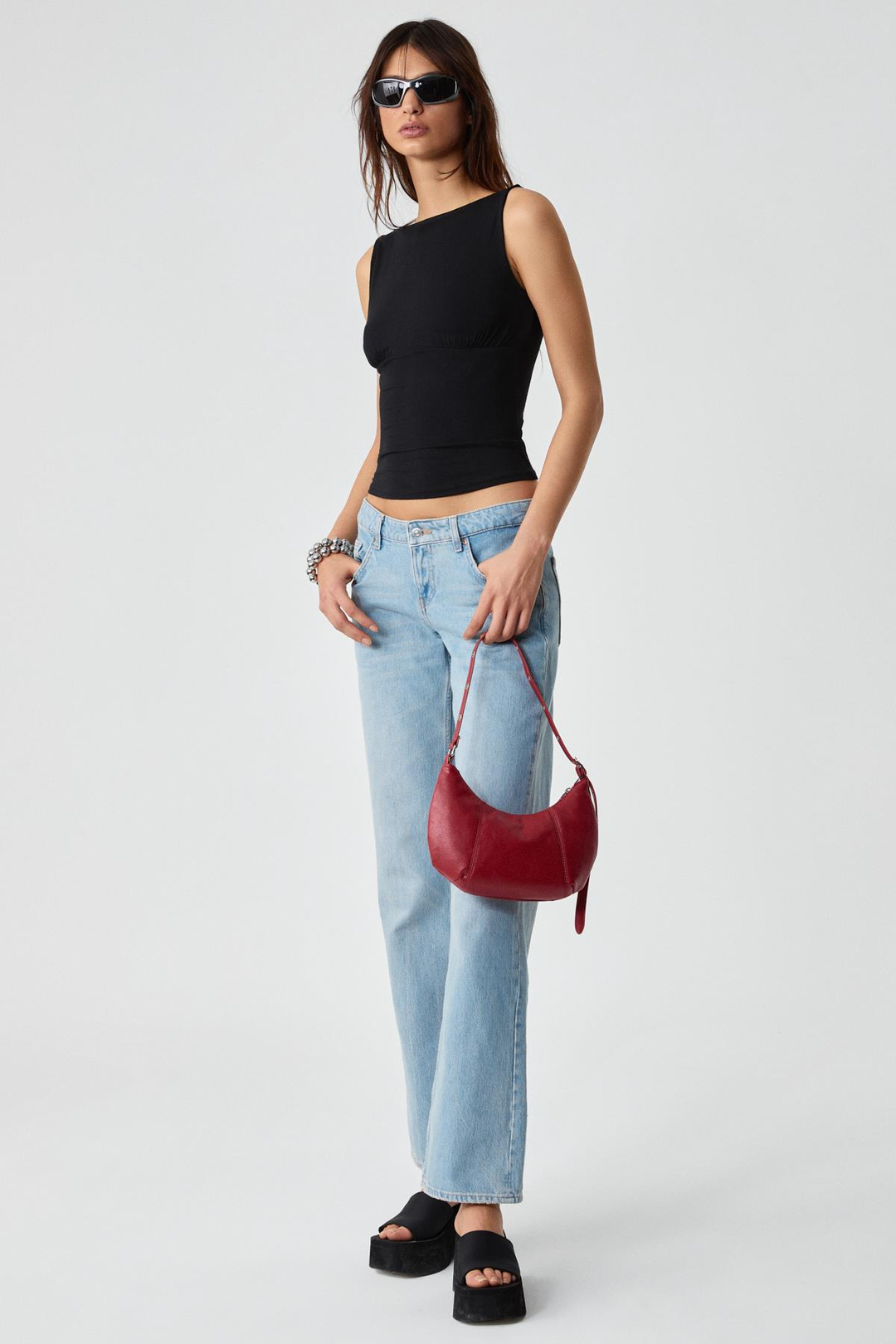 TRESAS Kadın Slim Askılı Yaka Astarlı İnce Kısa Siyah Bluz