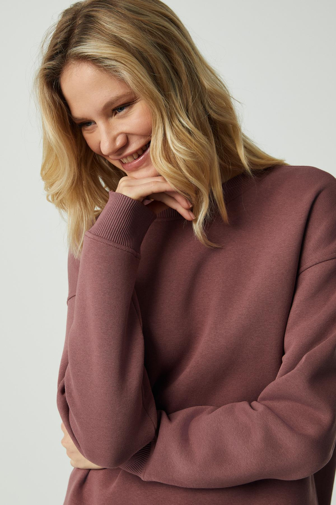 VANELTINA Kadın Organik Pamuklu Yumuşacık İçi Polarlı Yuvarlak yakalı Mürdüm Sweatshirt