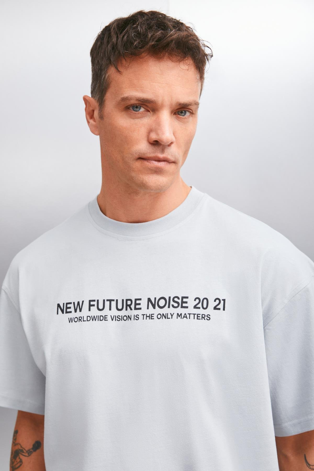 WESLEY  Oversize Gri  T-Shirt