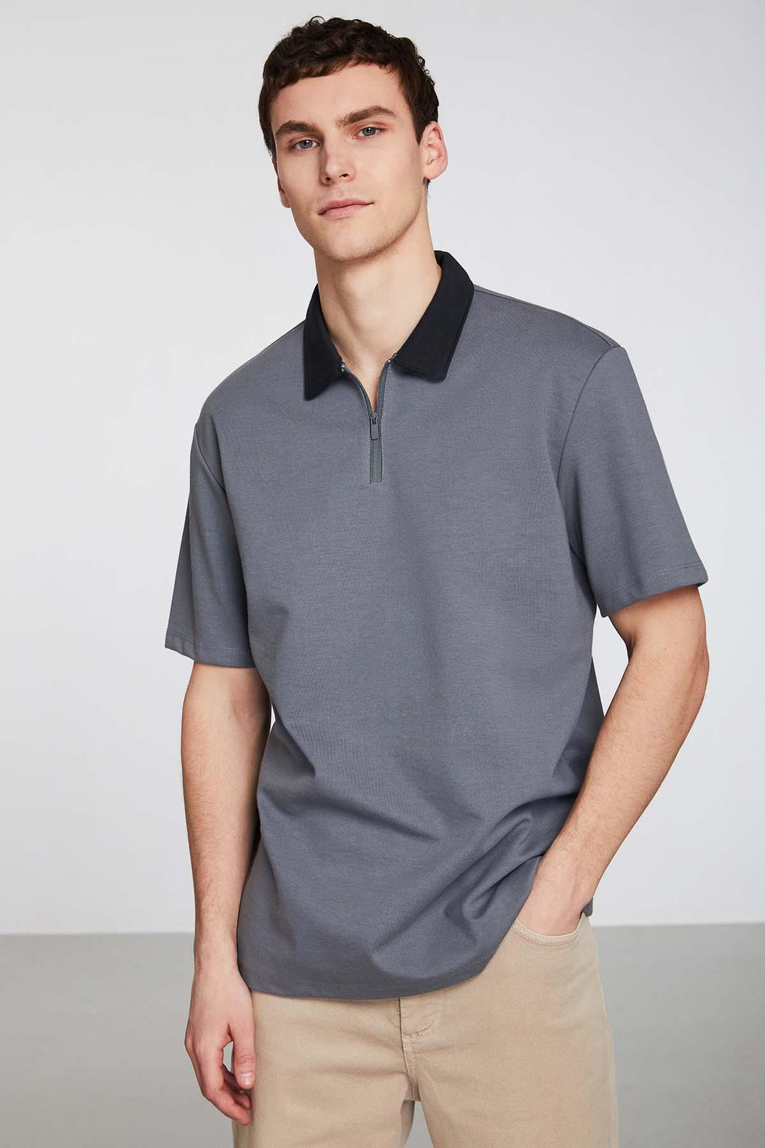 WEST Kısa Kol Gri Polo Yaka T-shirt