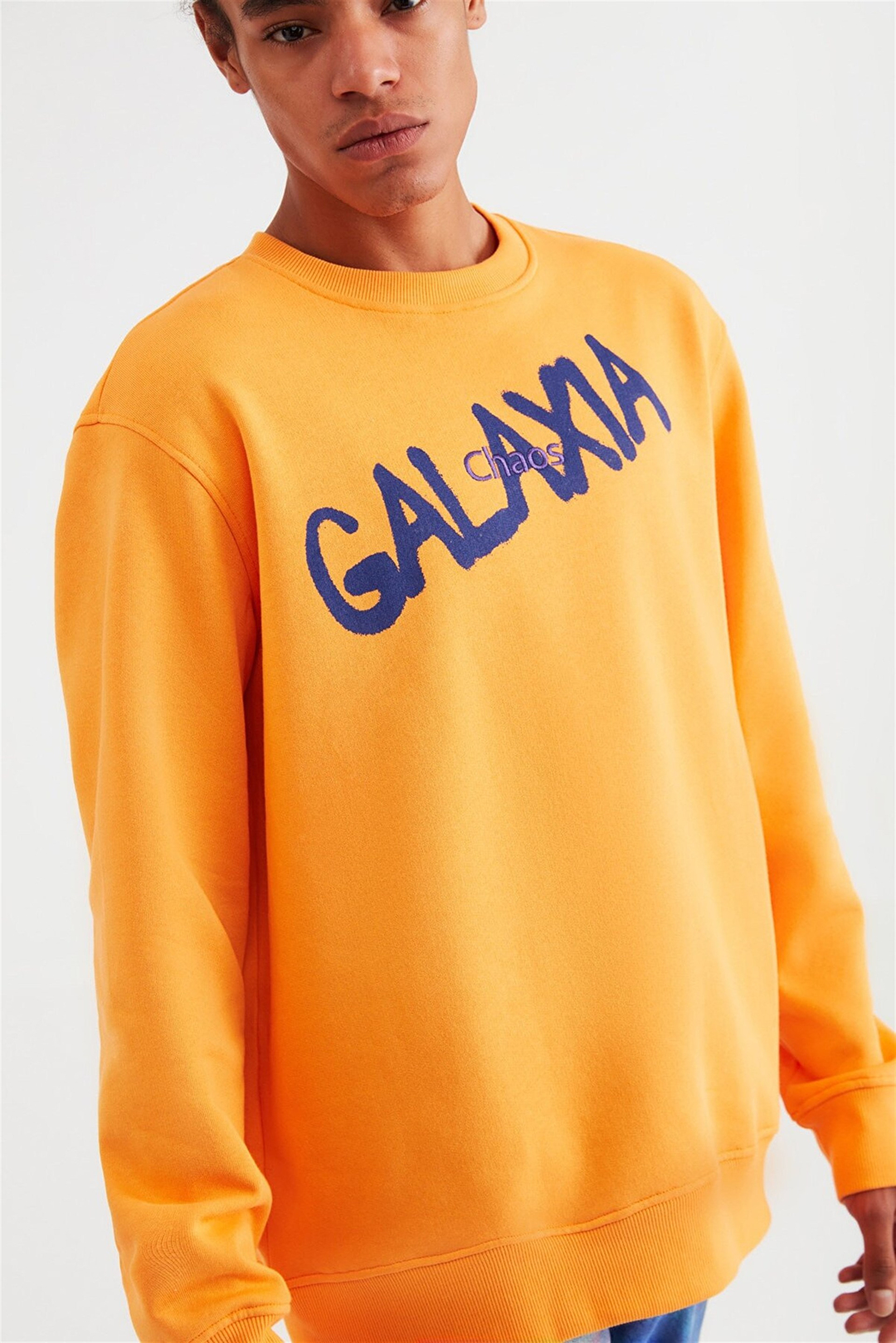 YEET Erkek Turuncu Baskılı ve Nakışlı Yuvarlak Yaka Comfort Fit Sweatshirt