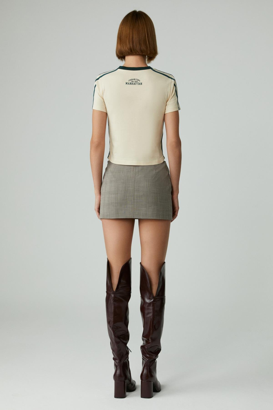 YEIDY Kadın Slim Baskılı Kısa Kol Asimetrik Yaka Bej T-Shirt