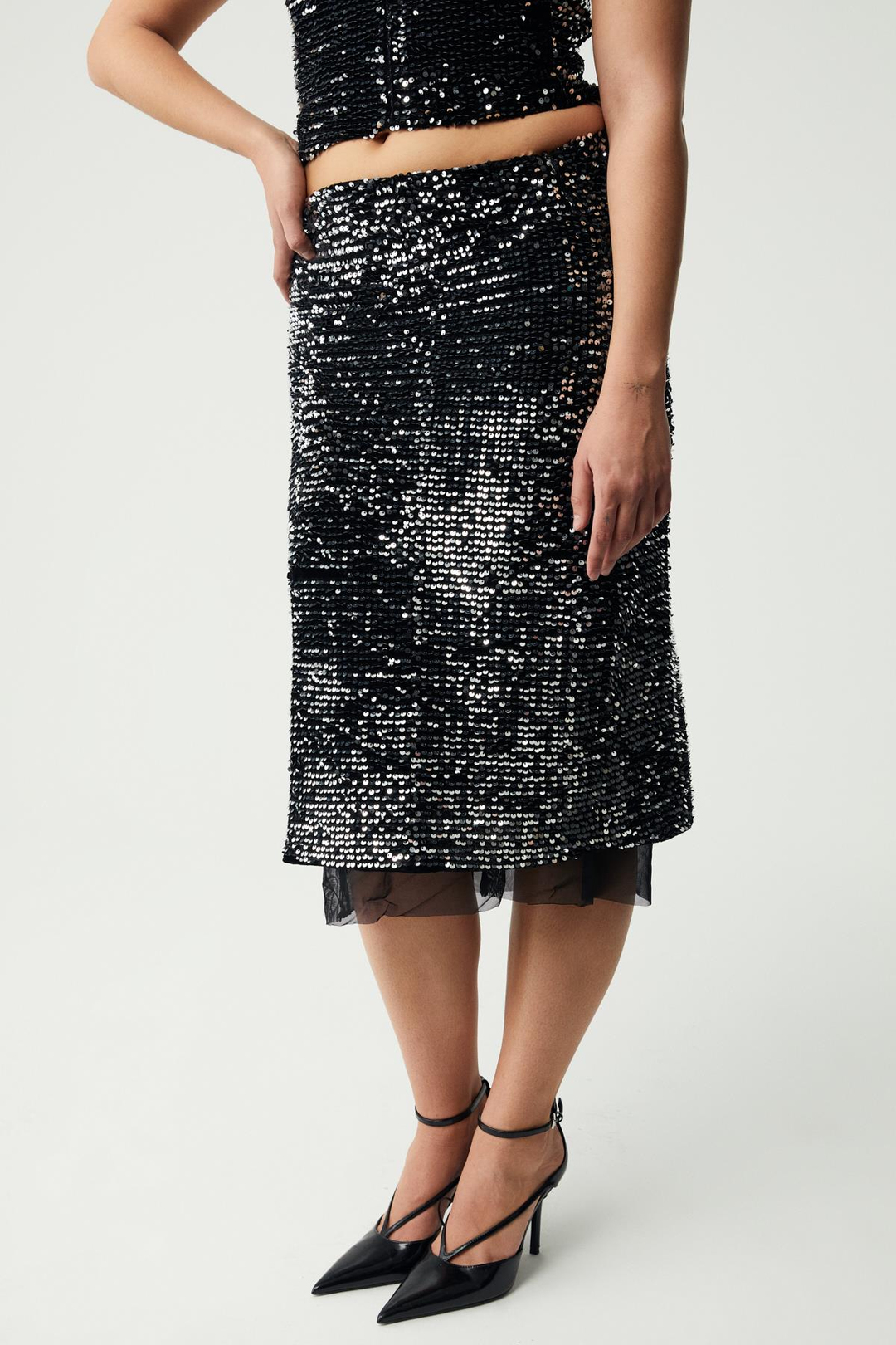 YISETH Kadın Gümüş Pul Payet Uzun Astarlı Siyah Etek