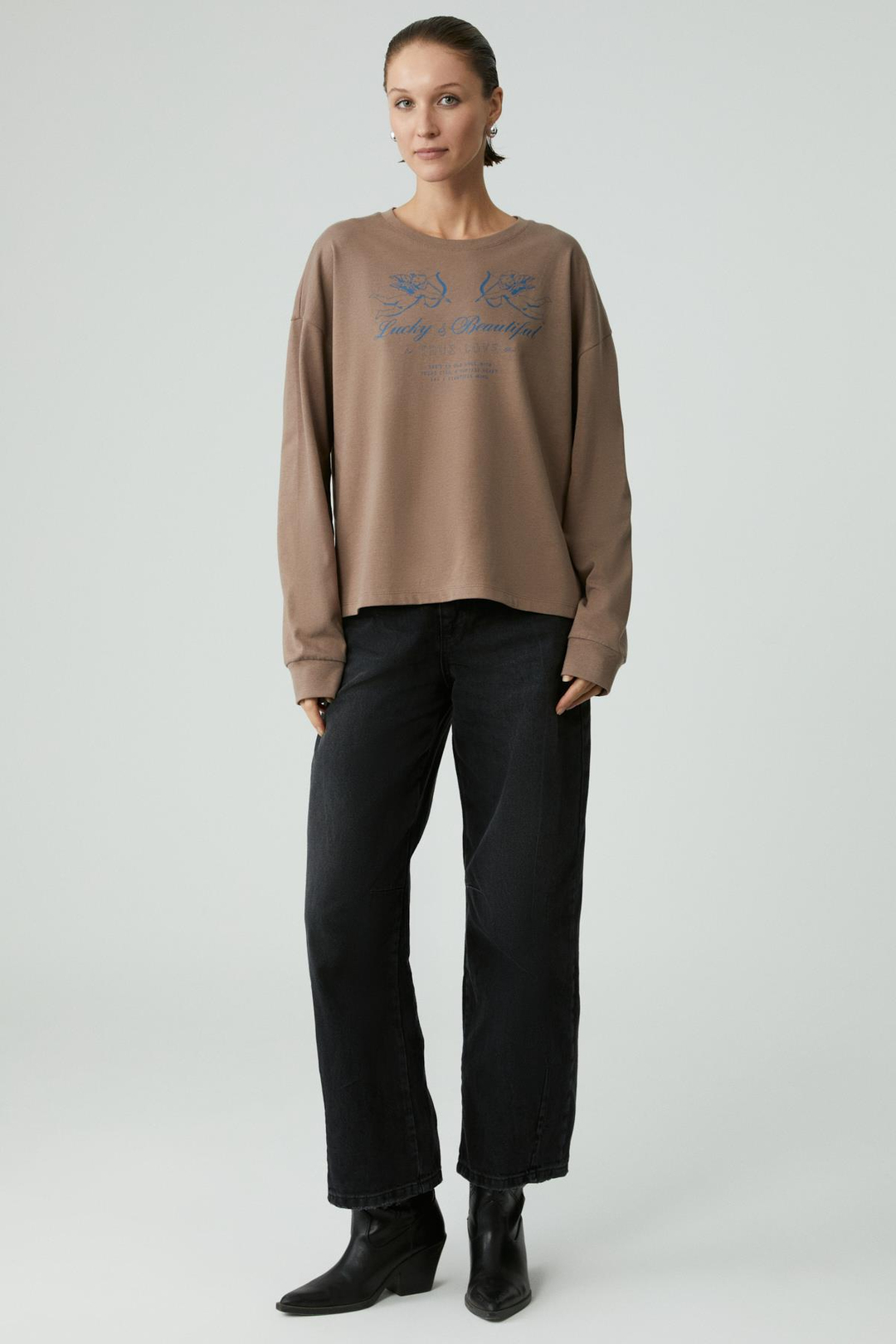 YOSELIN Kadın Uzun Kollu Baskılı Yuvarlak Yakalı Açık Kahverengi Bluz