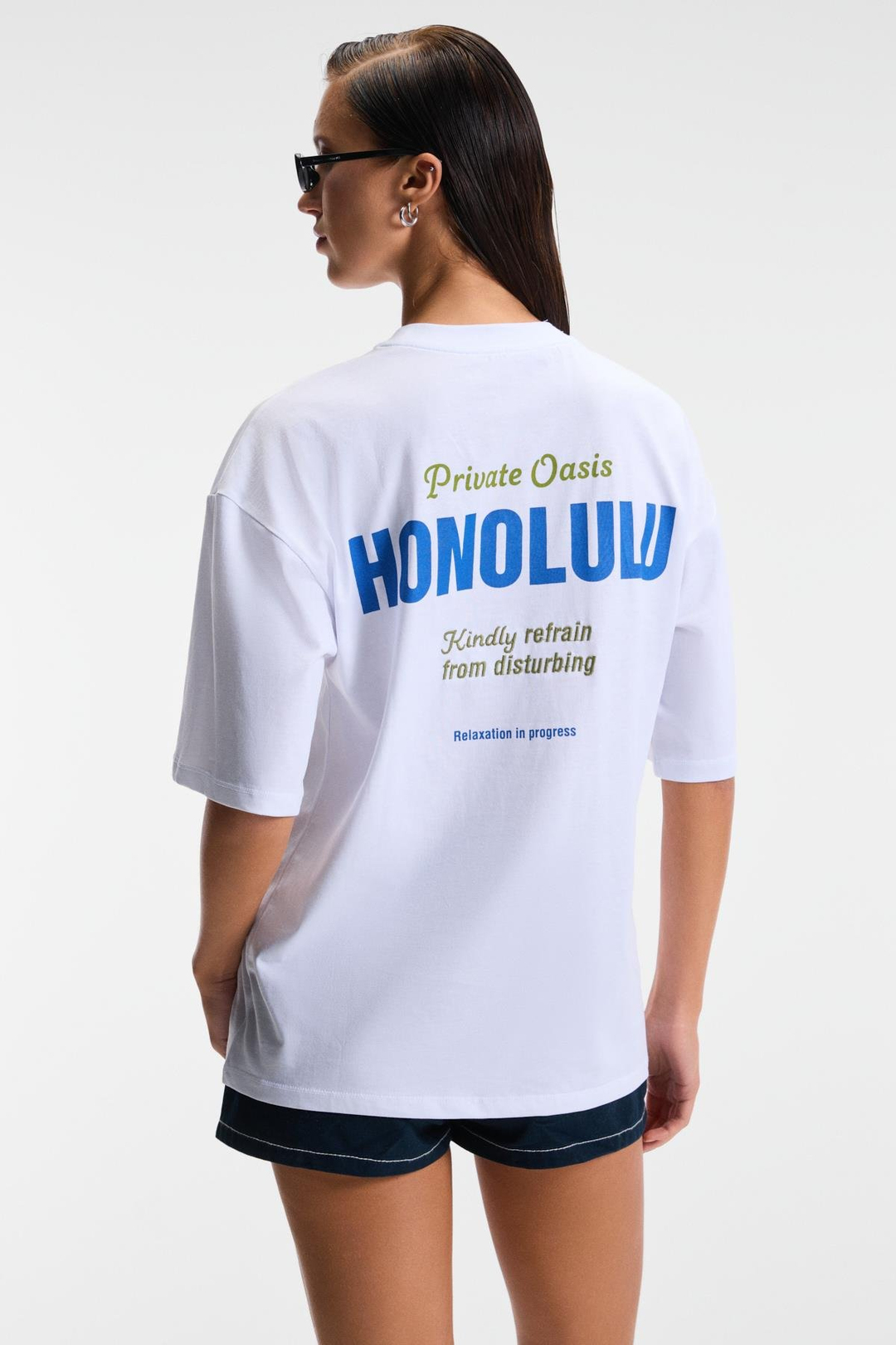 ZEYLINA Kadın %100 Pamuk Baskılı Regular Fit Kısa Kollu Bisiklet Yaka Beyaz T-Shirt