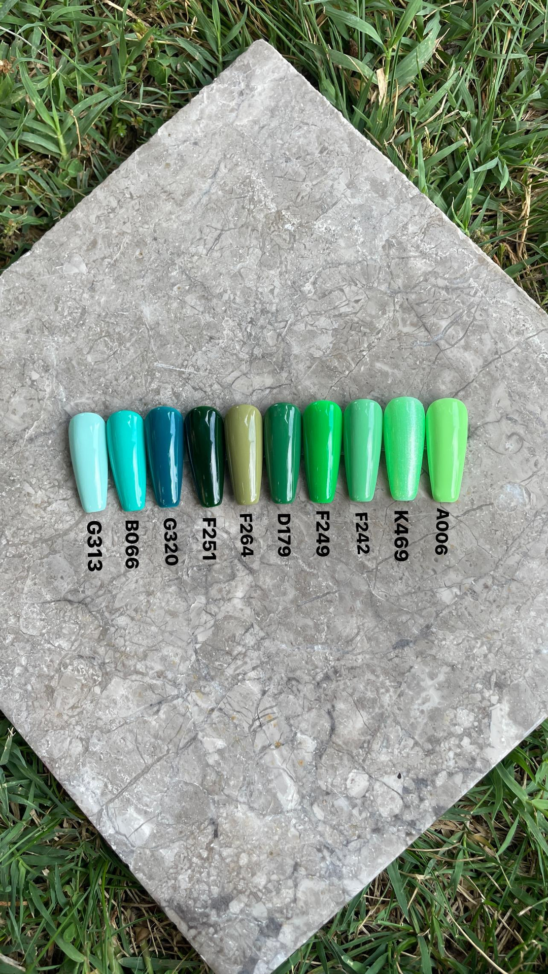 Kalıcı Oje D179 - Yeşil (12 ml.) 