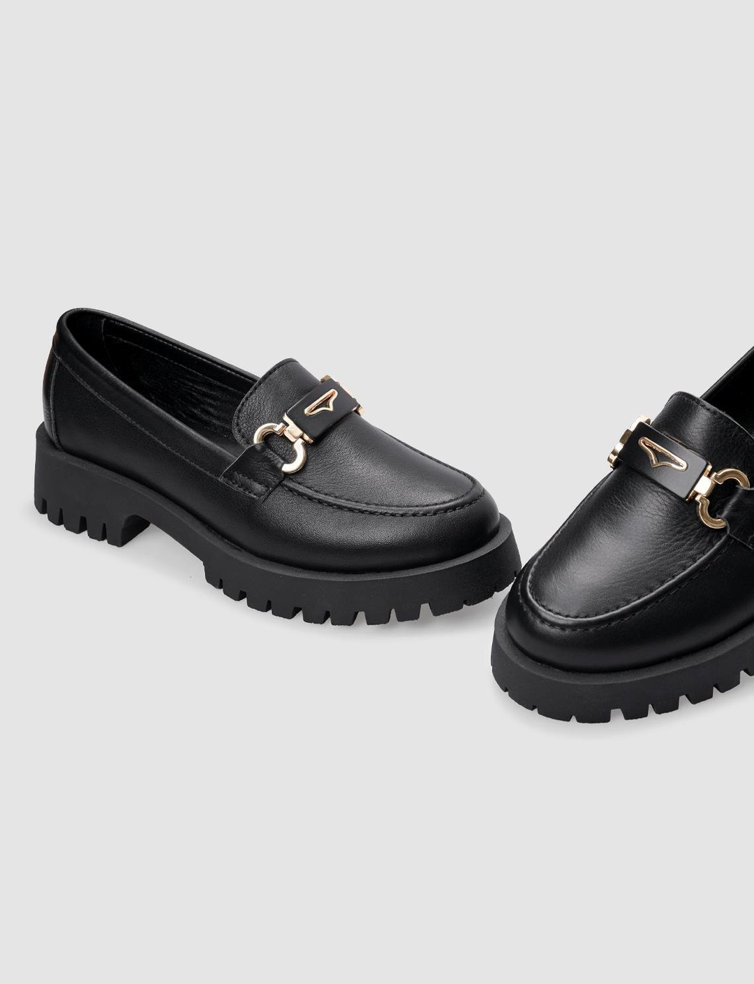 % 100 Hakiki Deri Siyah Kadın Ayakkabı