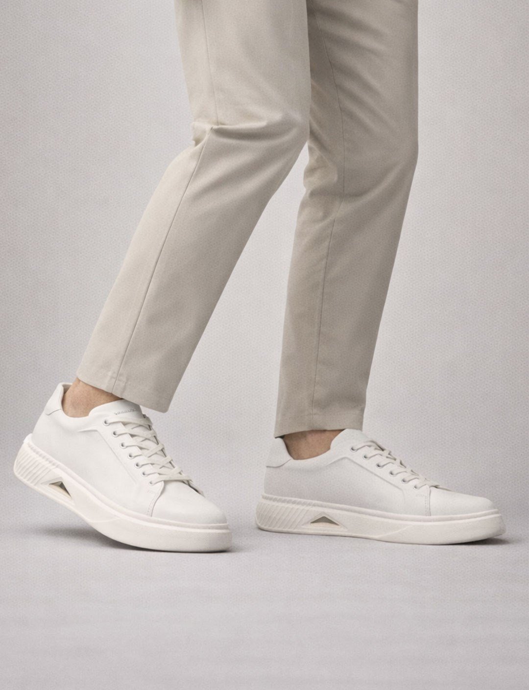  %100 Nubuk Deri Beyaz Erkek Sneaker