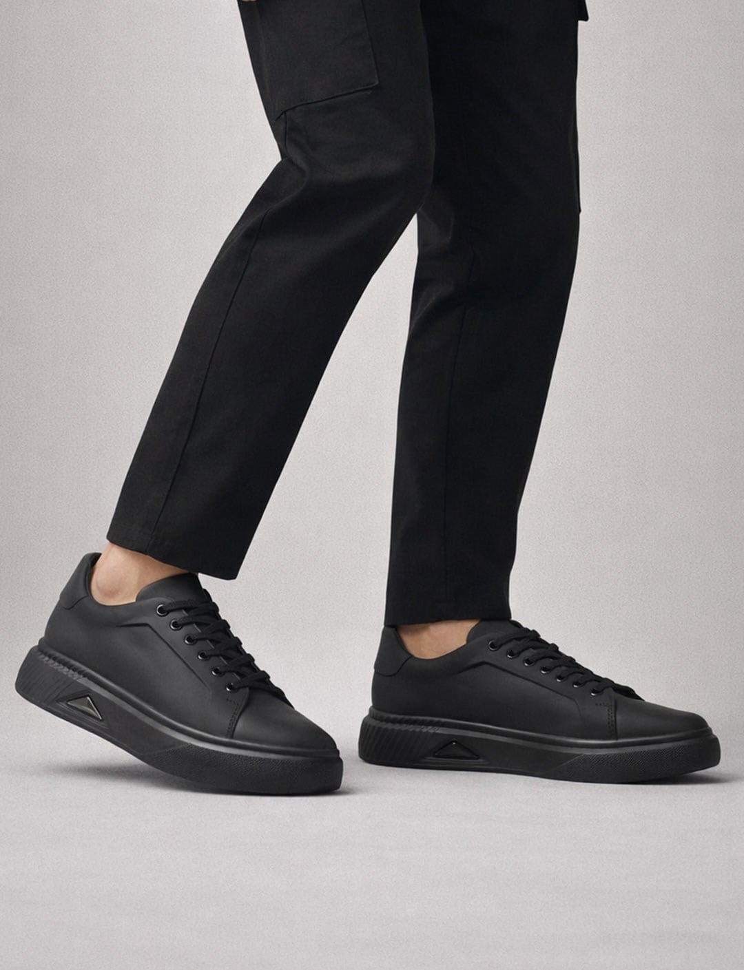  %100 Nubuk Deri Siyah Erkek Sneaker