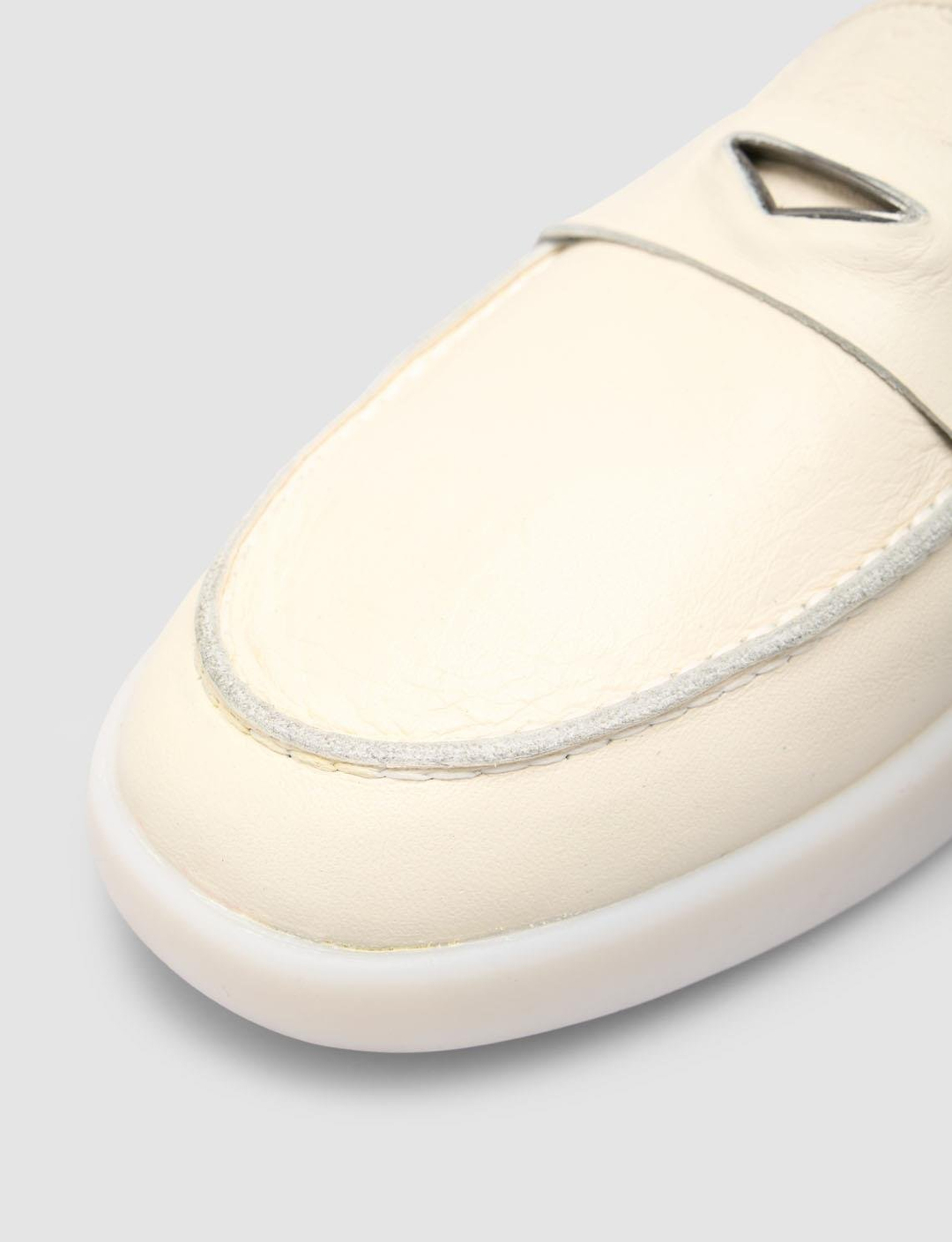 %100 Hakiki Deri Bej Kadın Ayakkabı