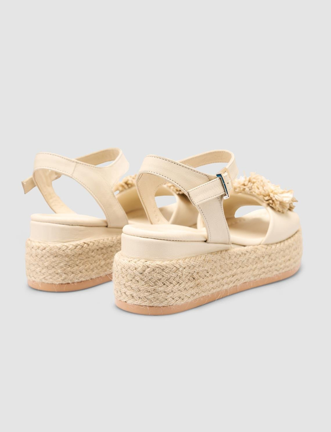 %100 Hakiki Deri Bej Kadın Sandalet