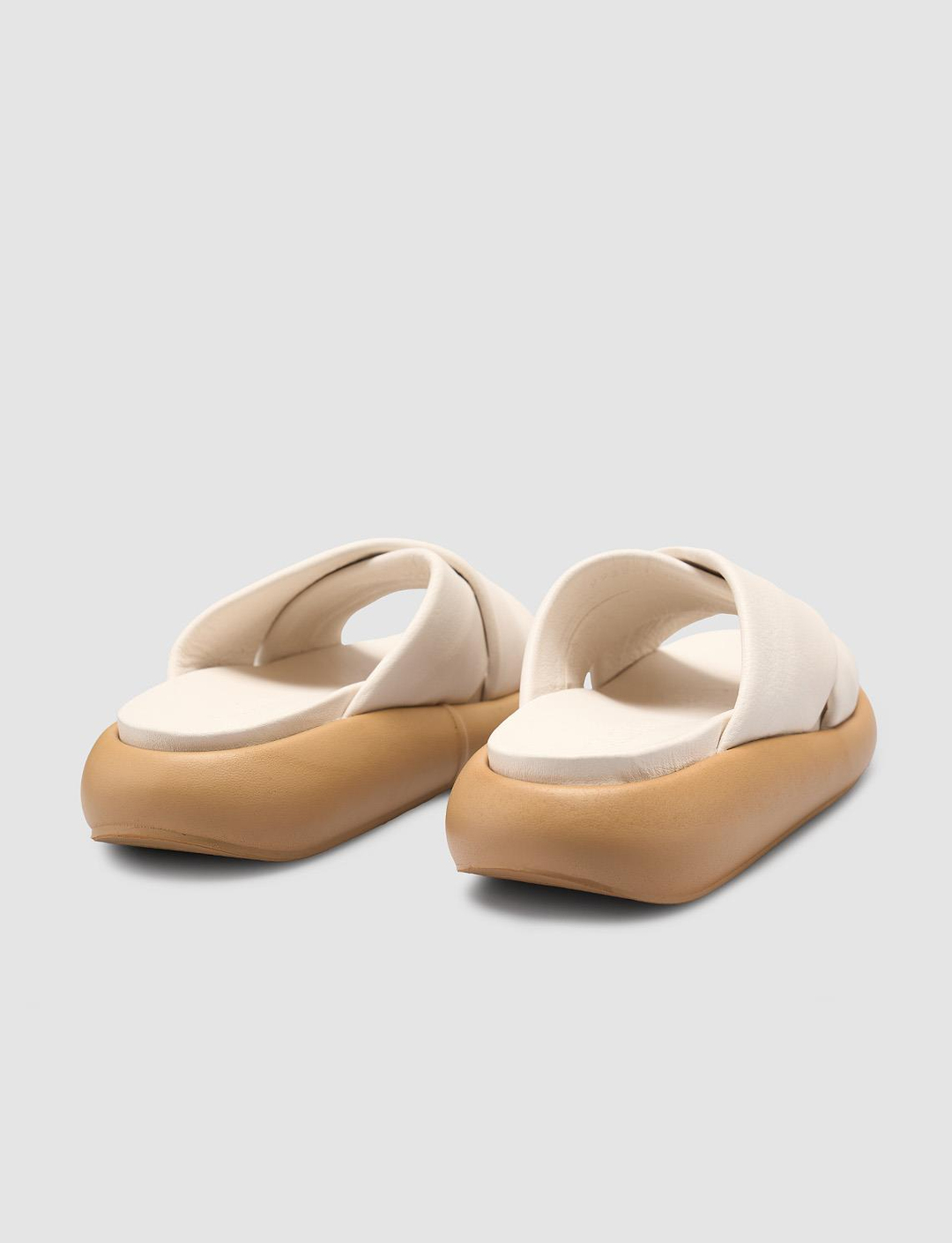 %100 Hakiki Deri Beyaz Kadın Terlik