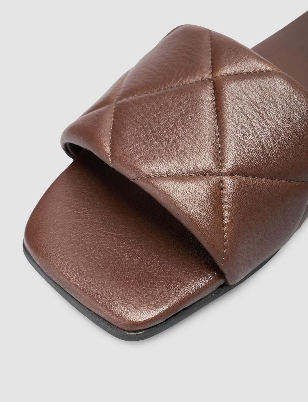 %100 Hakiki Deri Kahverengi Kadın Terlik