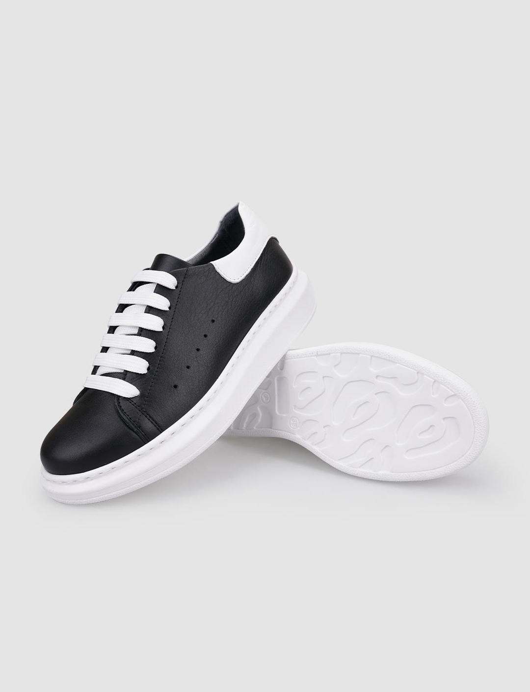 %100 Hakiki Deri Siyah Kadın Ayakkabı