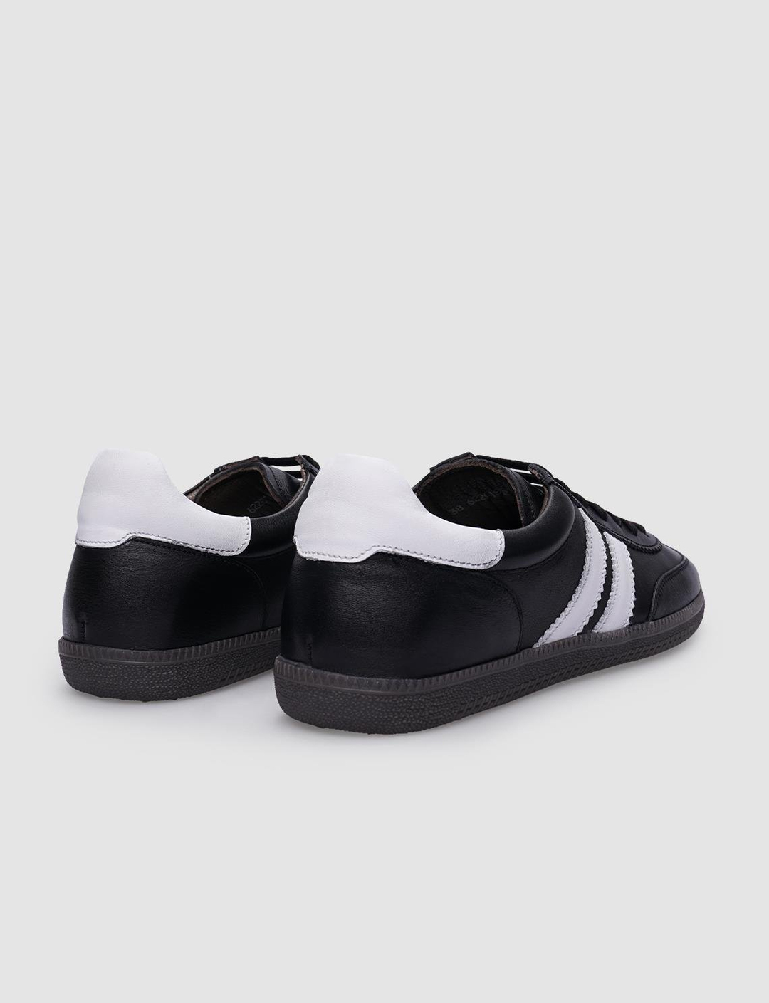 %100 Hakiki Deri Siyah Kadın Ayakkabı