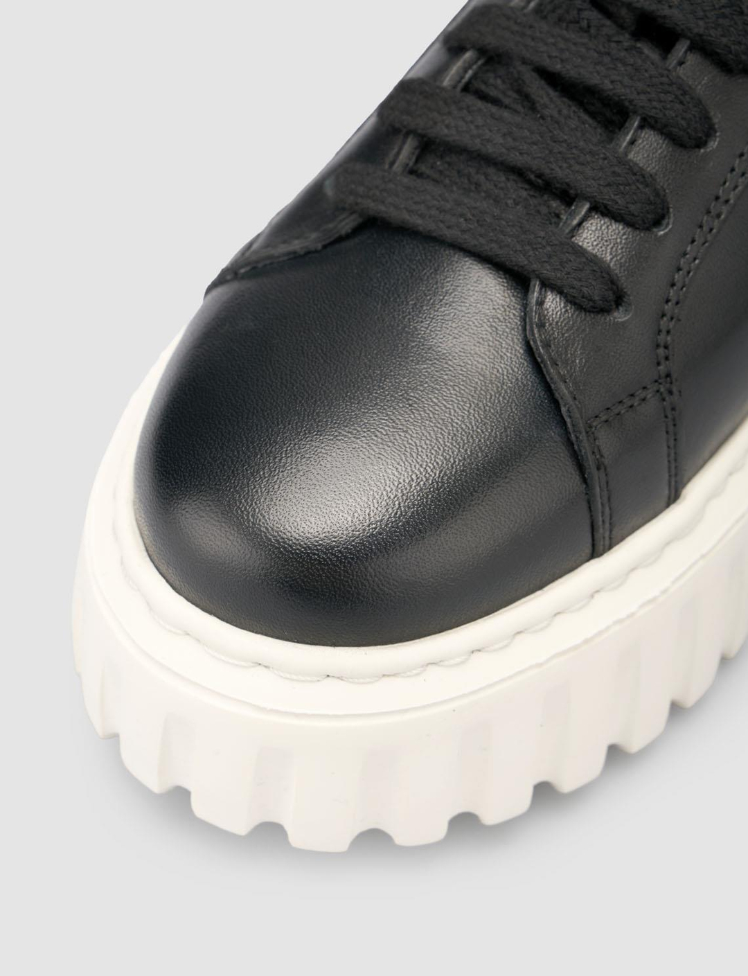 %100 Hakiki Deri Siyah Kadın Ayakkabı