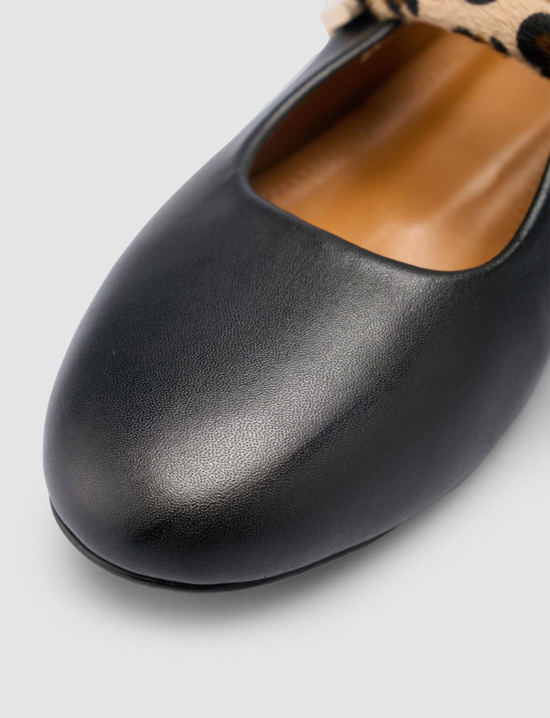 %100 Hakiki Deri Siyah Kadın Ayakkabı