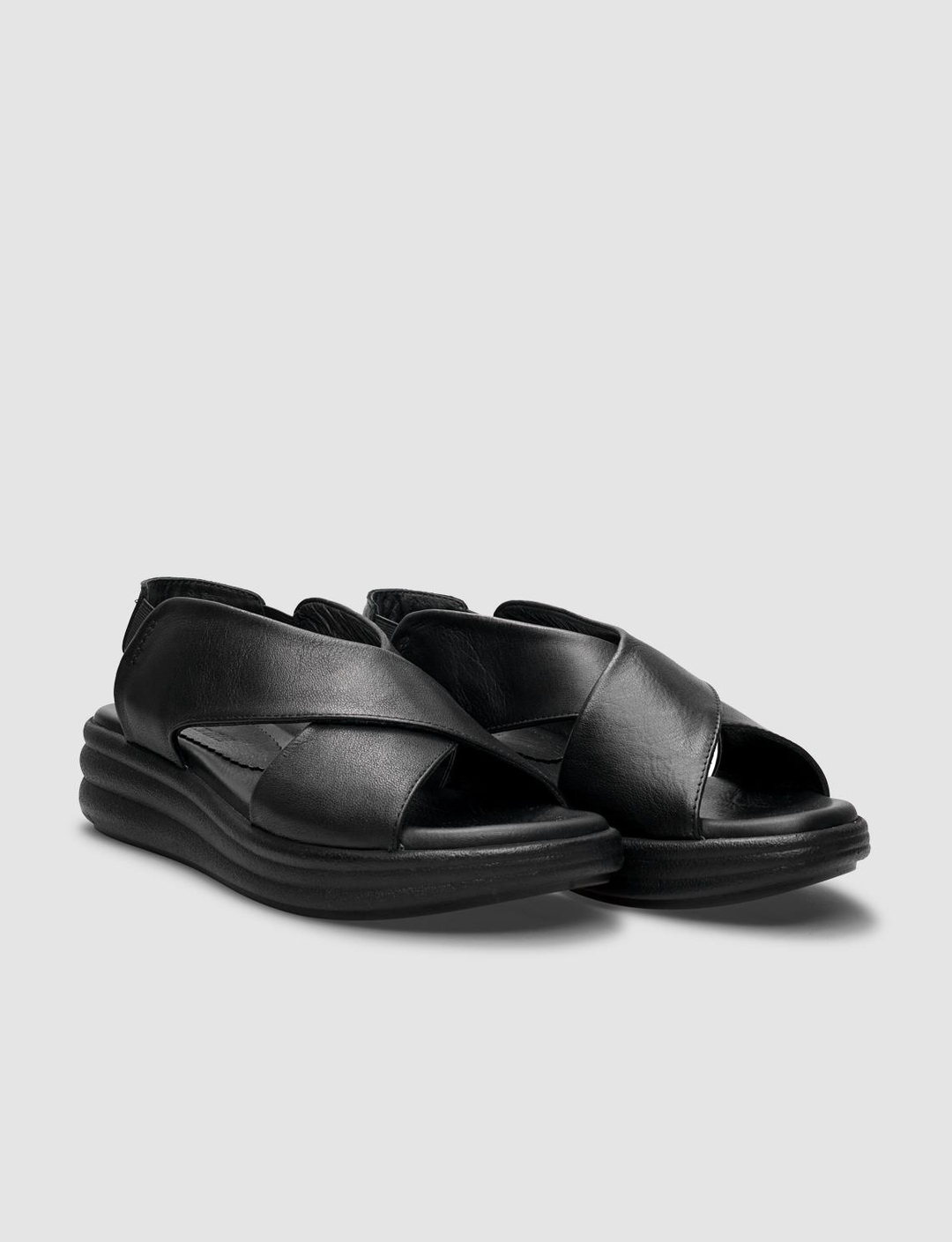 %100 Hakiki Deri Siyah Kadın Sandalet