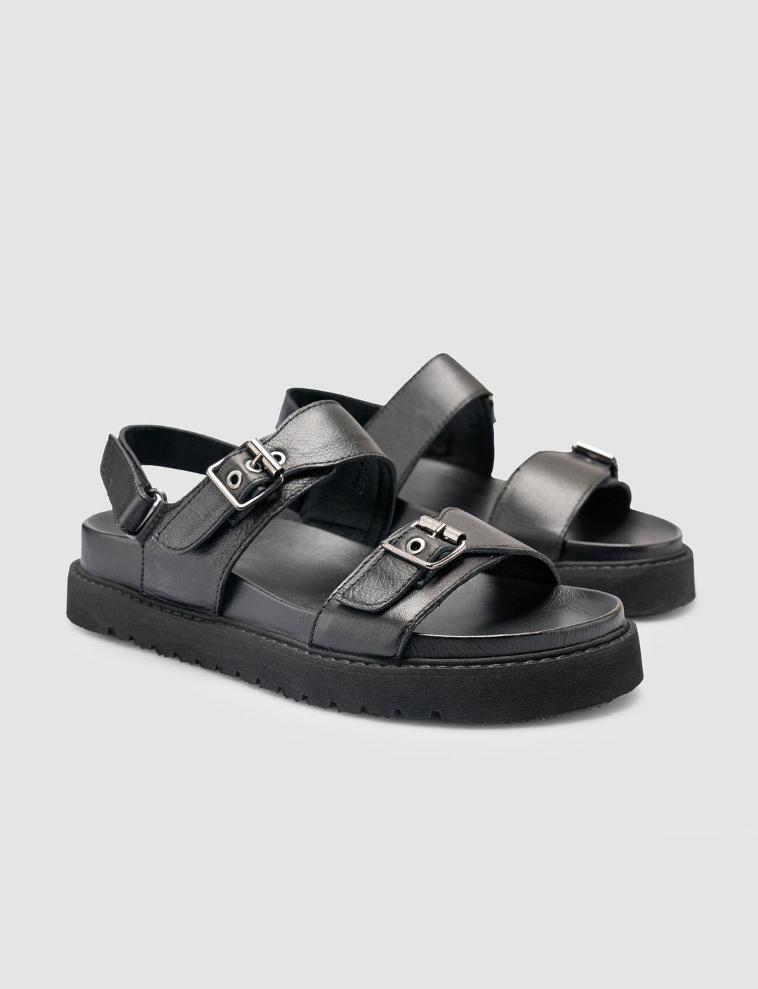 %100 Hakiki Deri Siyah Kadın Sandalet