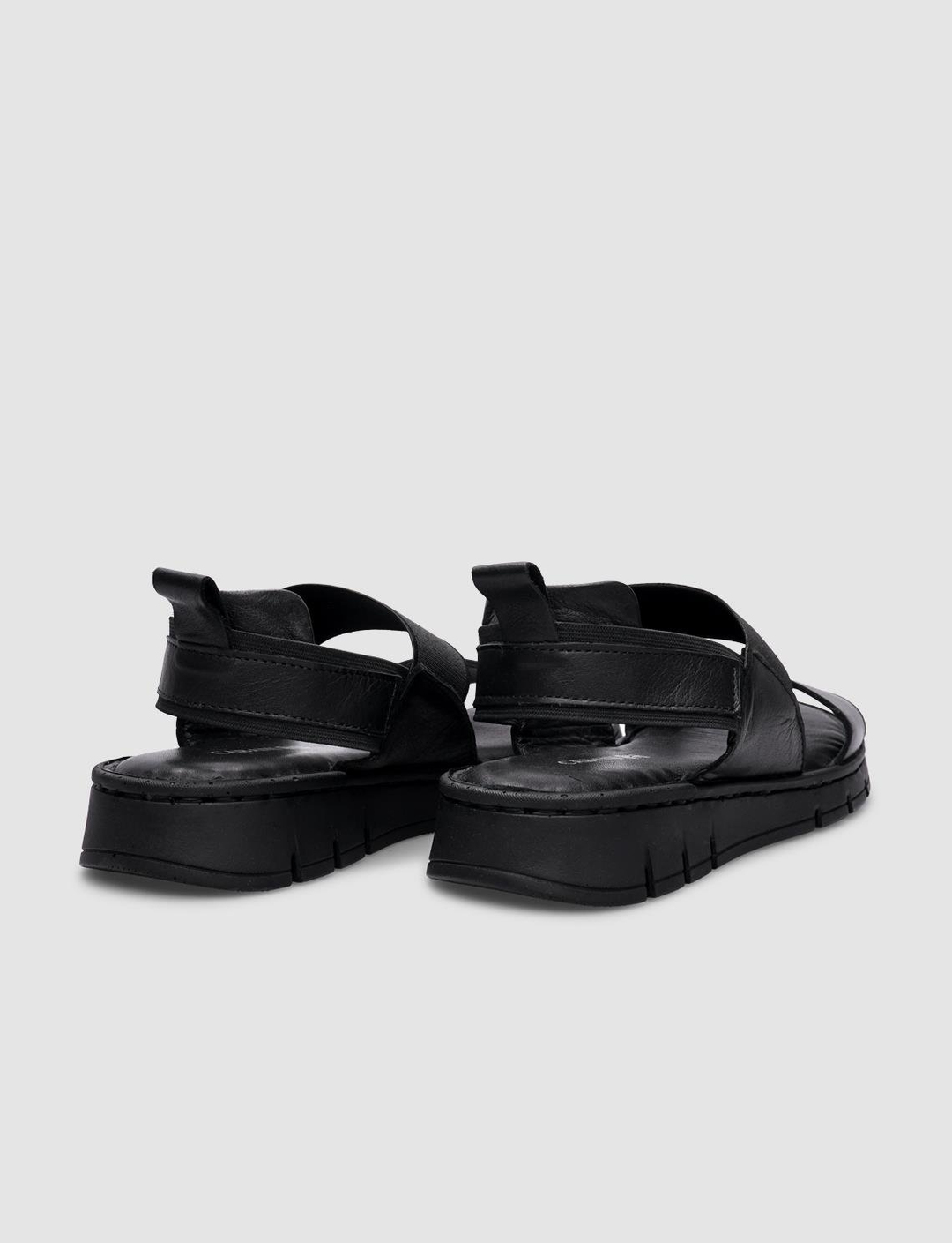 %100 Hakiki Deri Siyah Kadın Sandalet