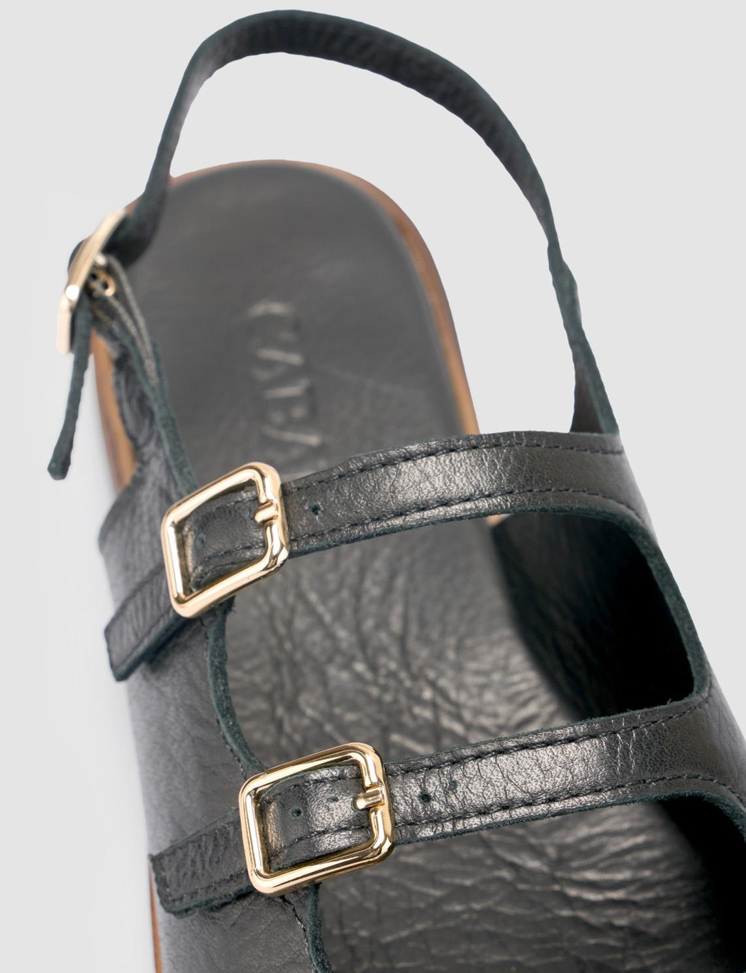 %100 Hakiki Deri Siyah Kadın Sandalet