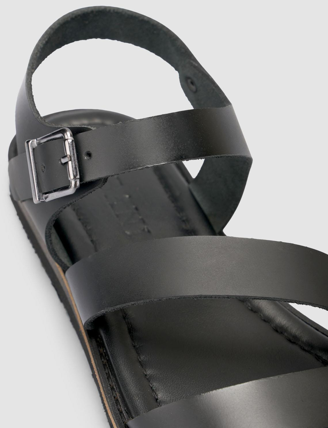 %100 Hakiki Deri Siyah Kadın Sandalet