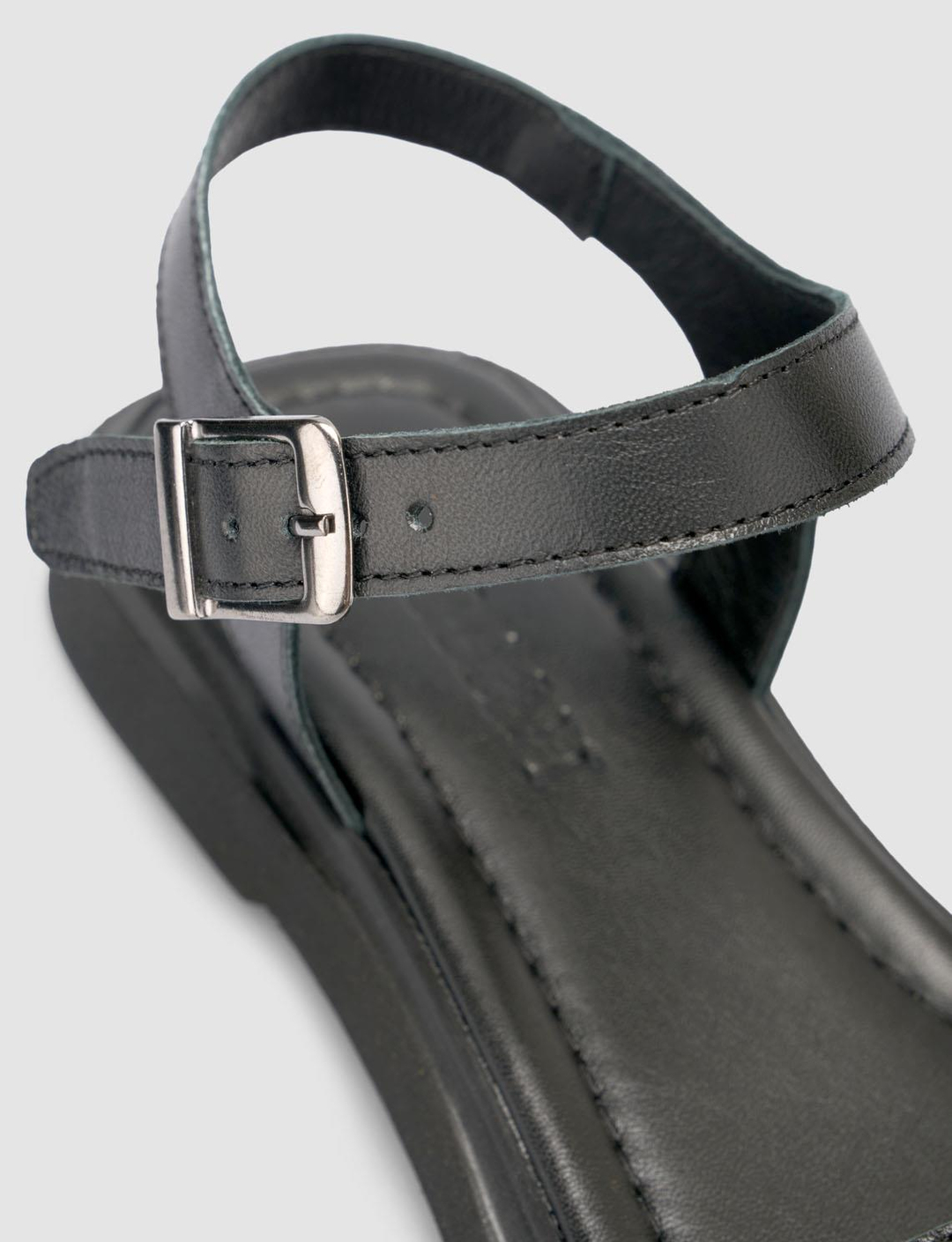 %100 Hakiki Deri Siyah Kadın Sandalet