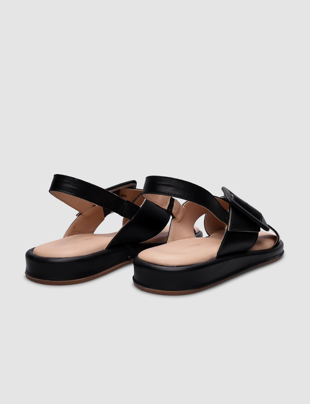 %100 Hakiki Deri Siyah Kadın Sandalet