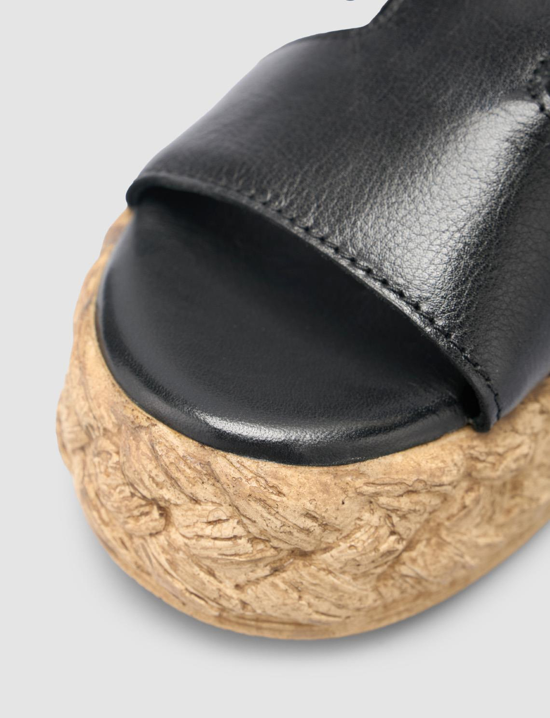 %100 Hakiki Deri Siyah Kadın Terlik