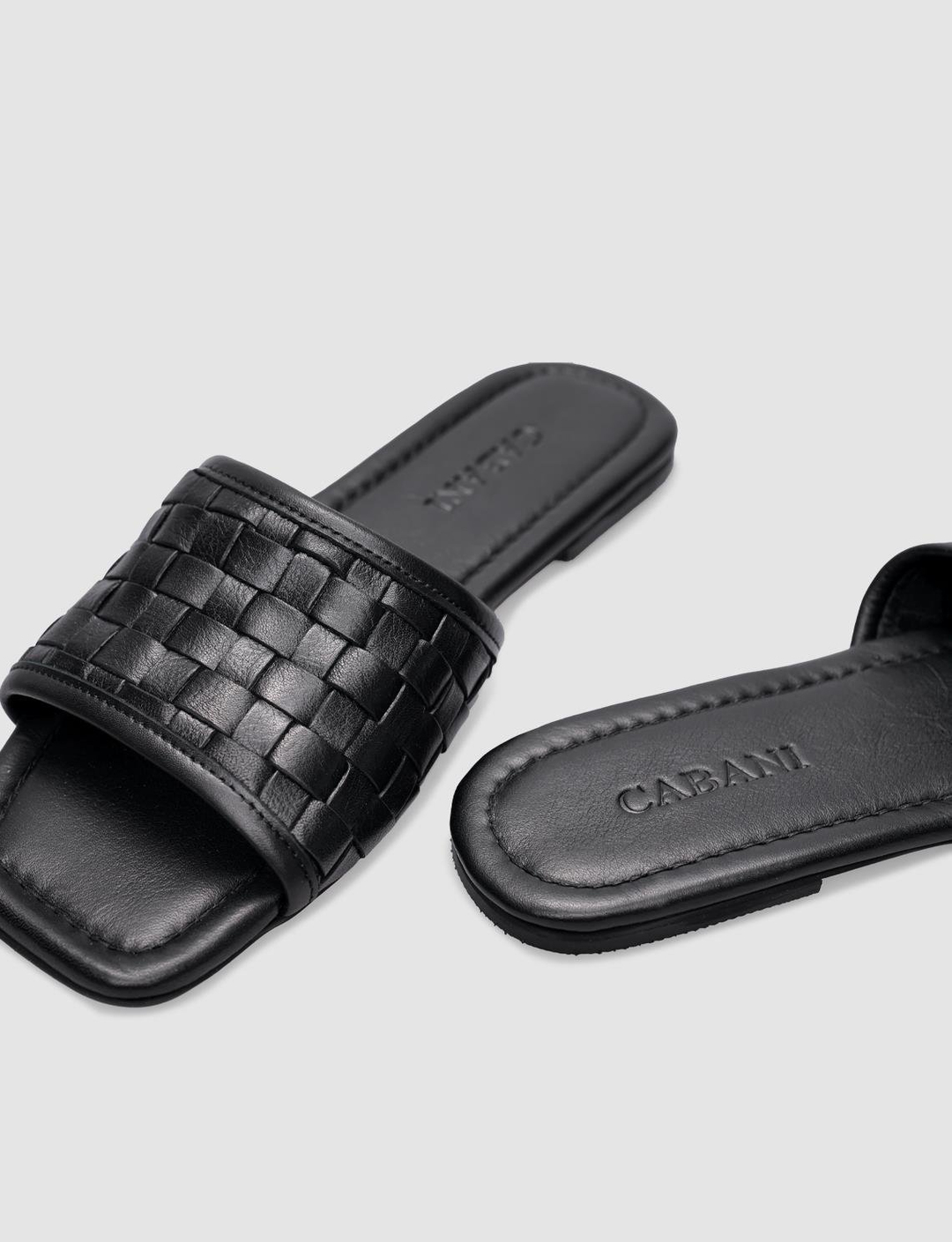 %100 Hakiki Deri Siyah Kadın Terlik