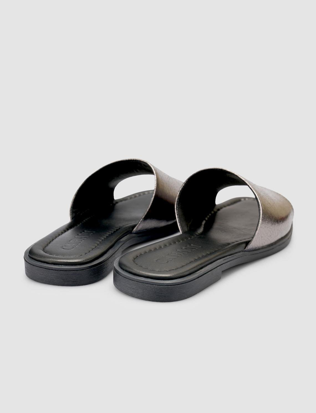 %100 Hakiki Deri Siyah Kadın Terlik