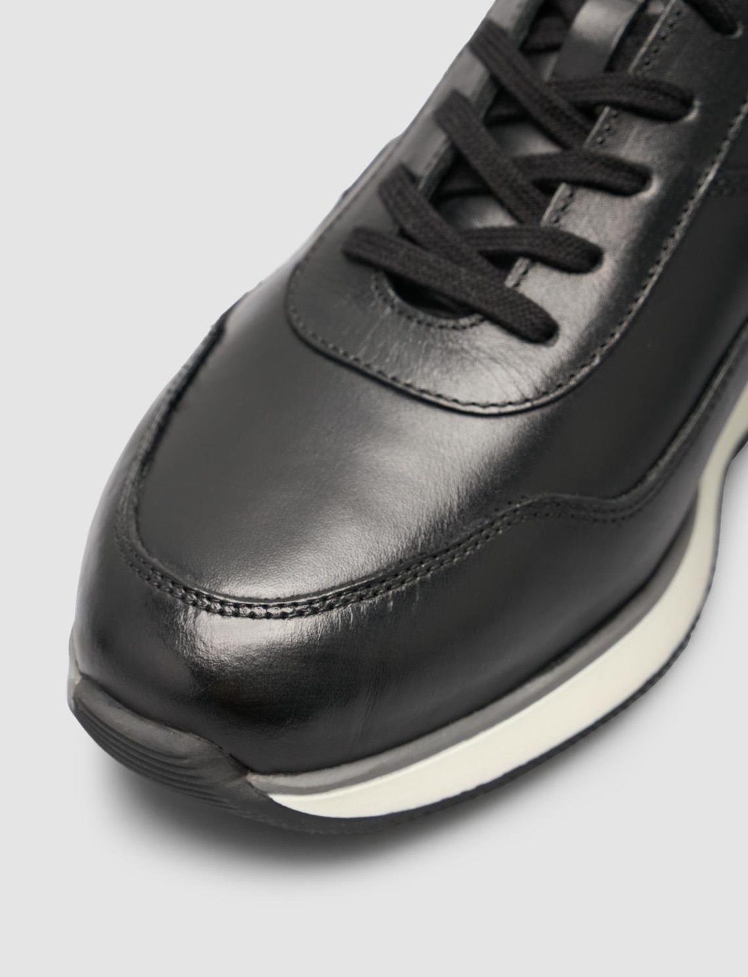 2024-Mevsimlik-Erkek-Ayakkabı