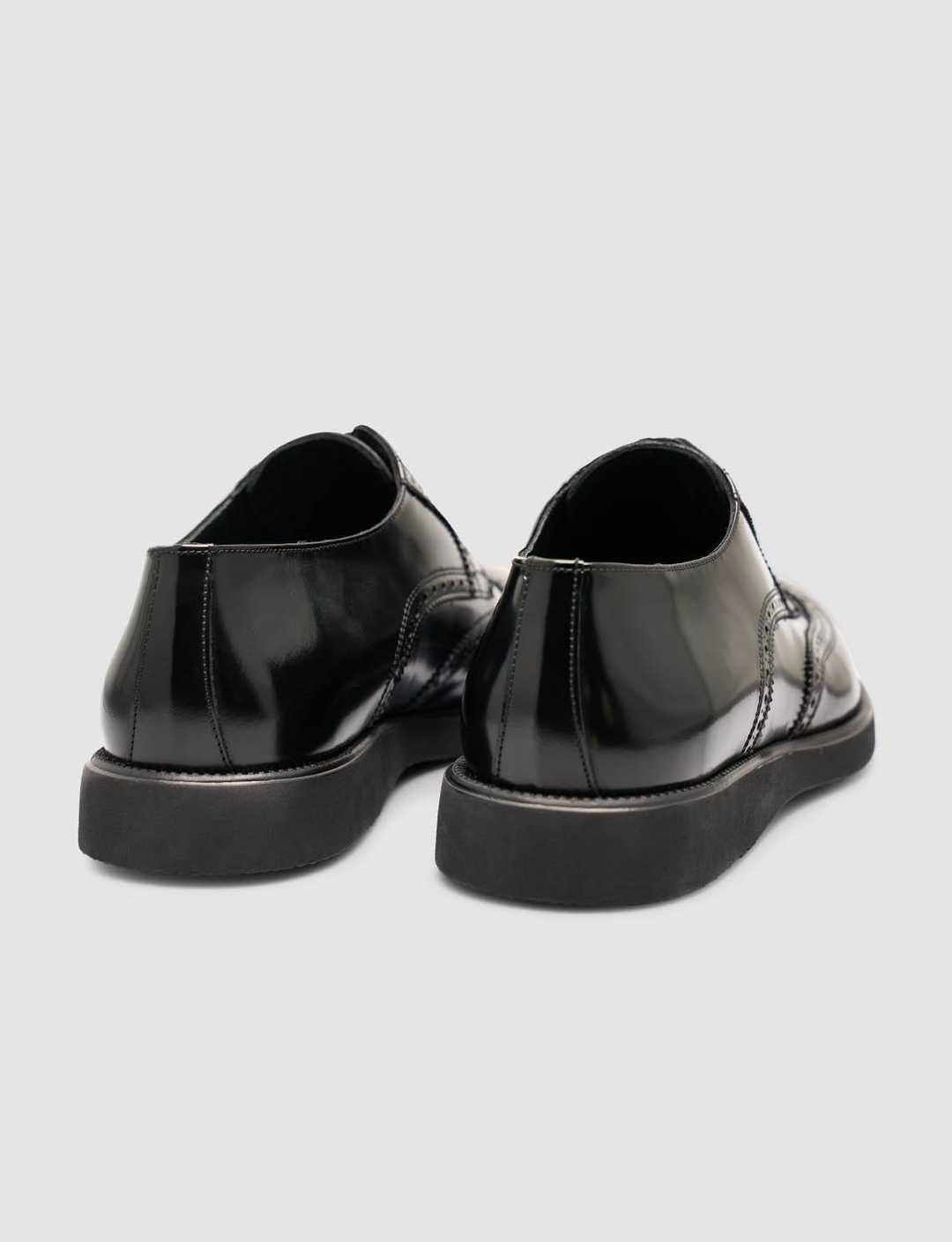 2025-Mevsimlik-Erkek-Ayakkabı