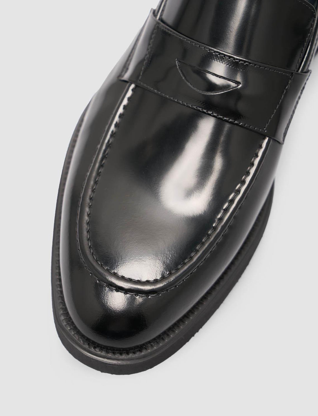 2025-Mevsimlik-Erkek-Ayakkabı