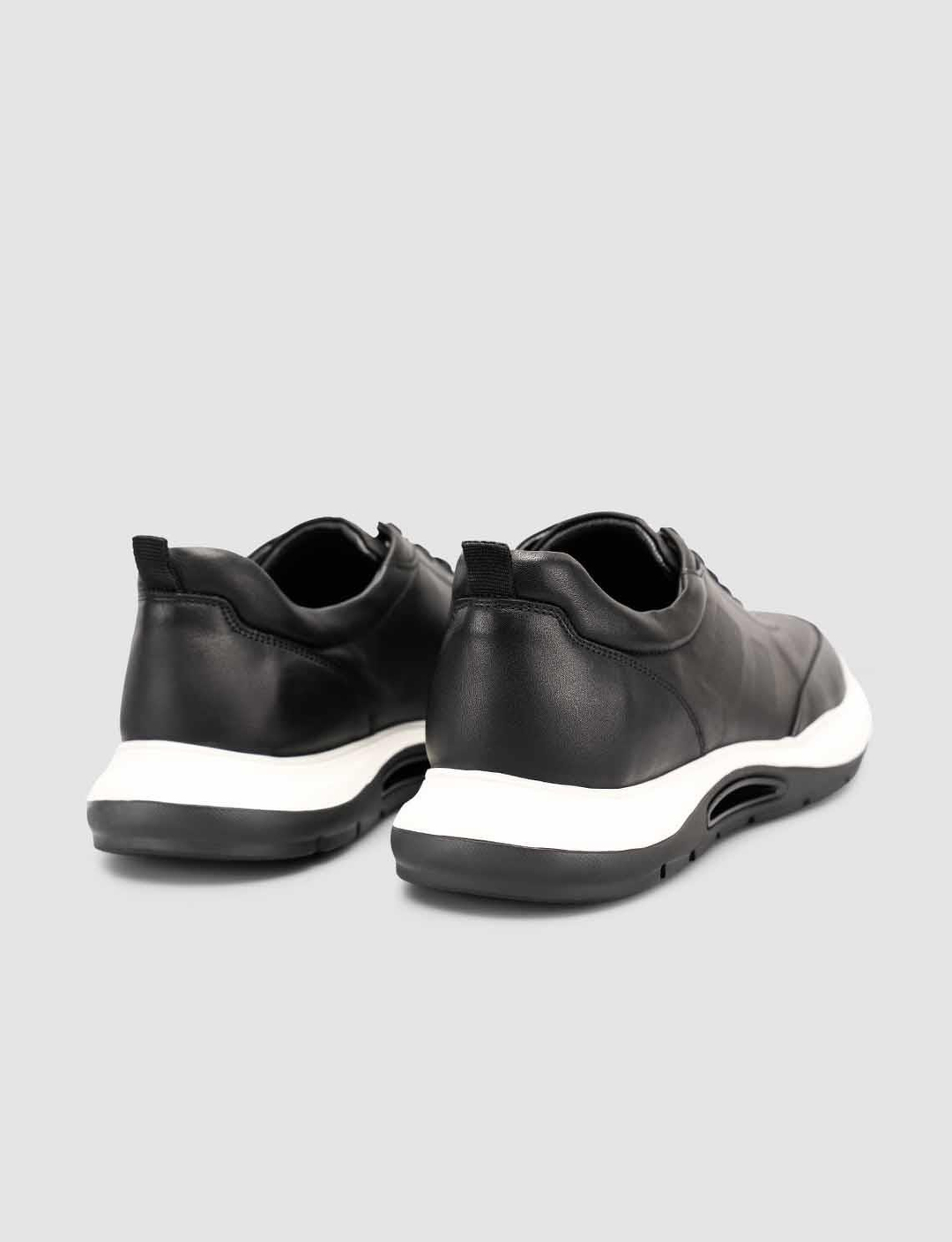 2025-Mevsimlik-Erkek-Ayakkabı